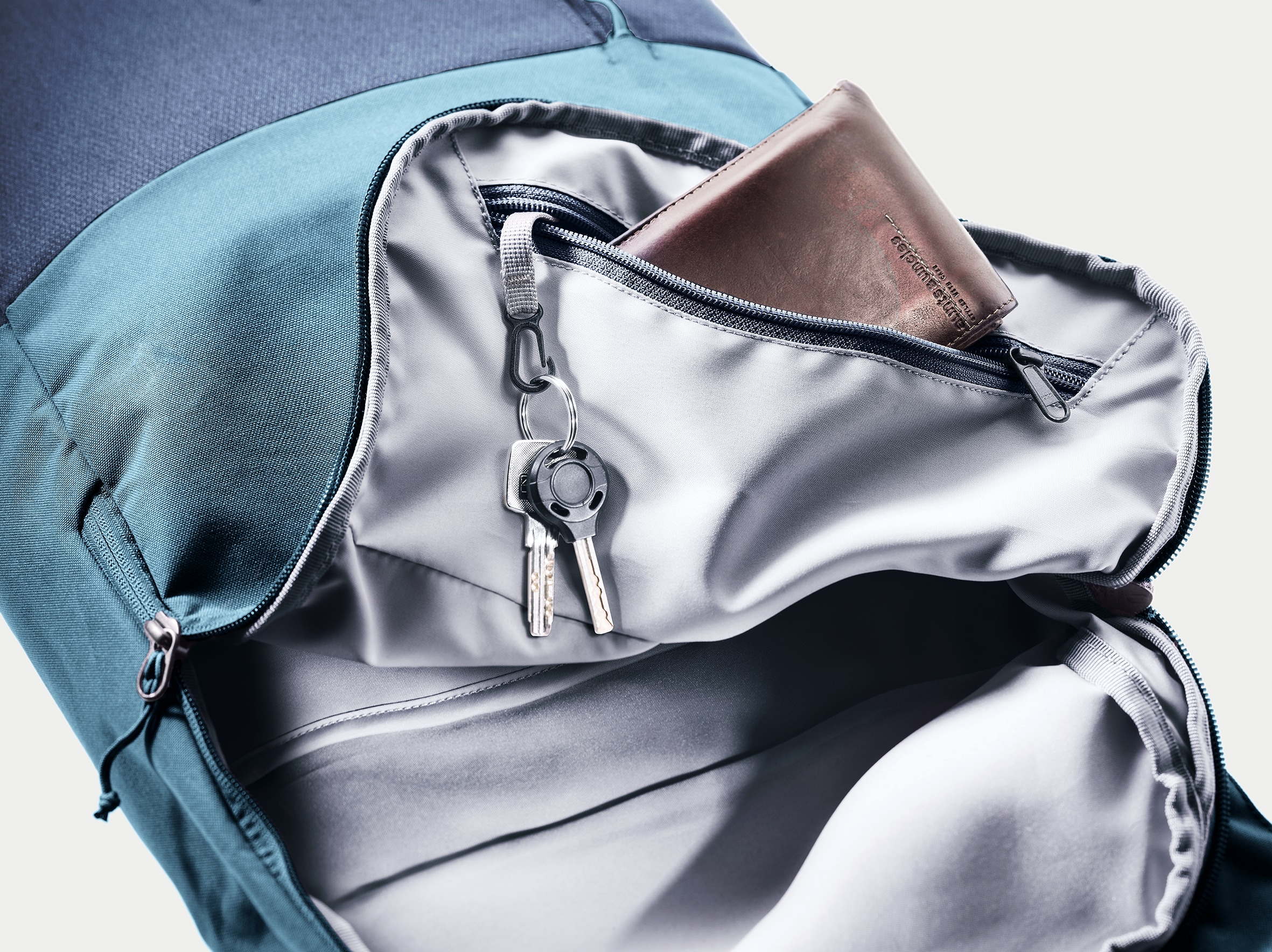 deuter Sac à dos de ville »UP Seoul 16+10 L«