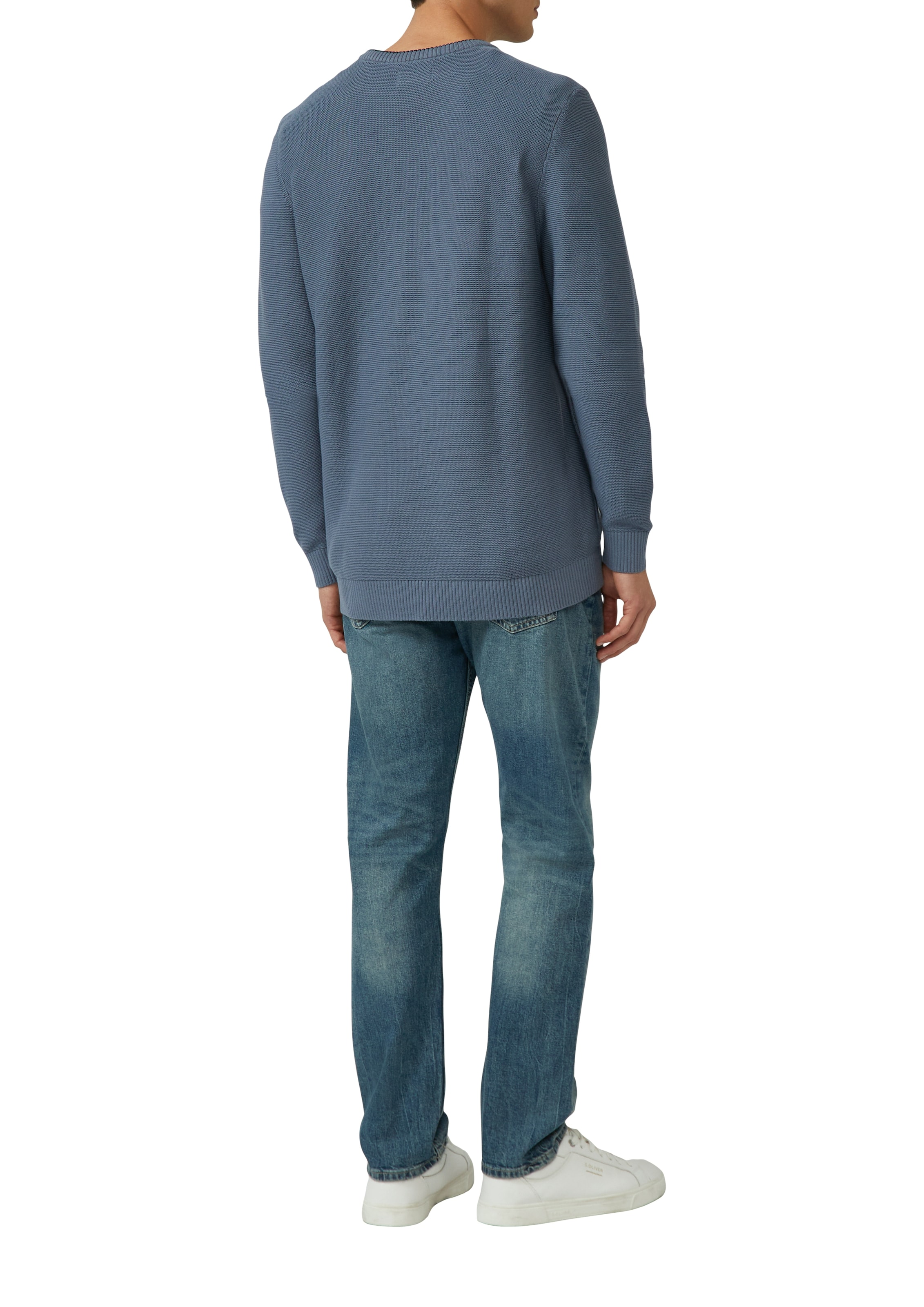 s.Oliver Pull en tricot aus strukturierter Qualität, mit Logo-Badge, Regular Fit