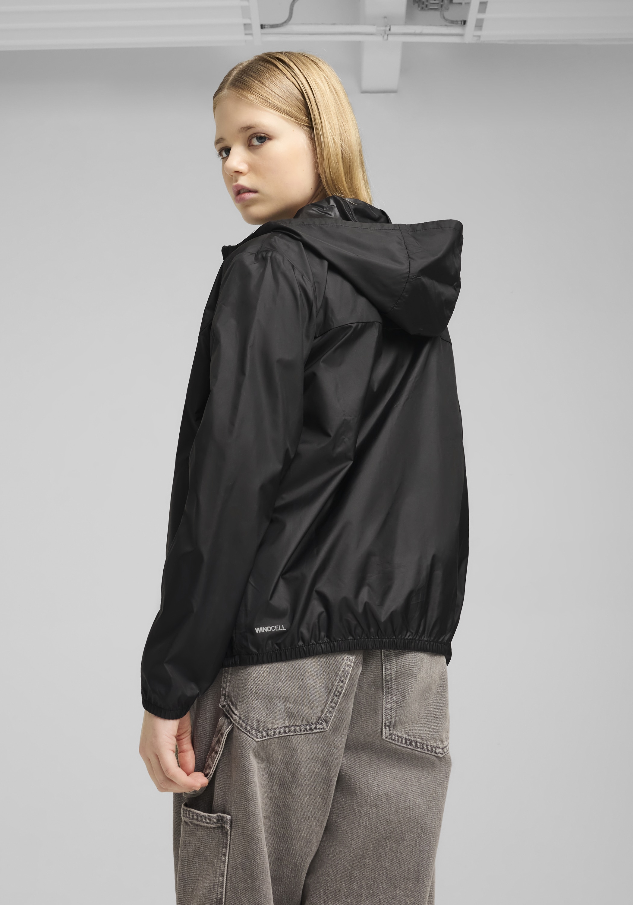 PUMA Coupe-vent »ESS REGULAR WINDBREAKER« mit Kapuze mit Kapuze, mit Eingrifftasche, mit WindCELL-Technologie