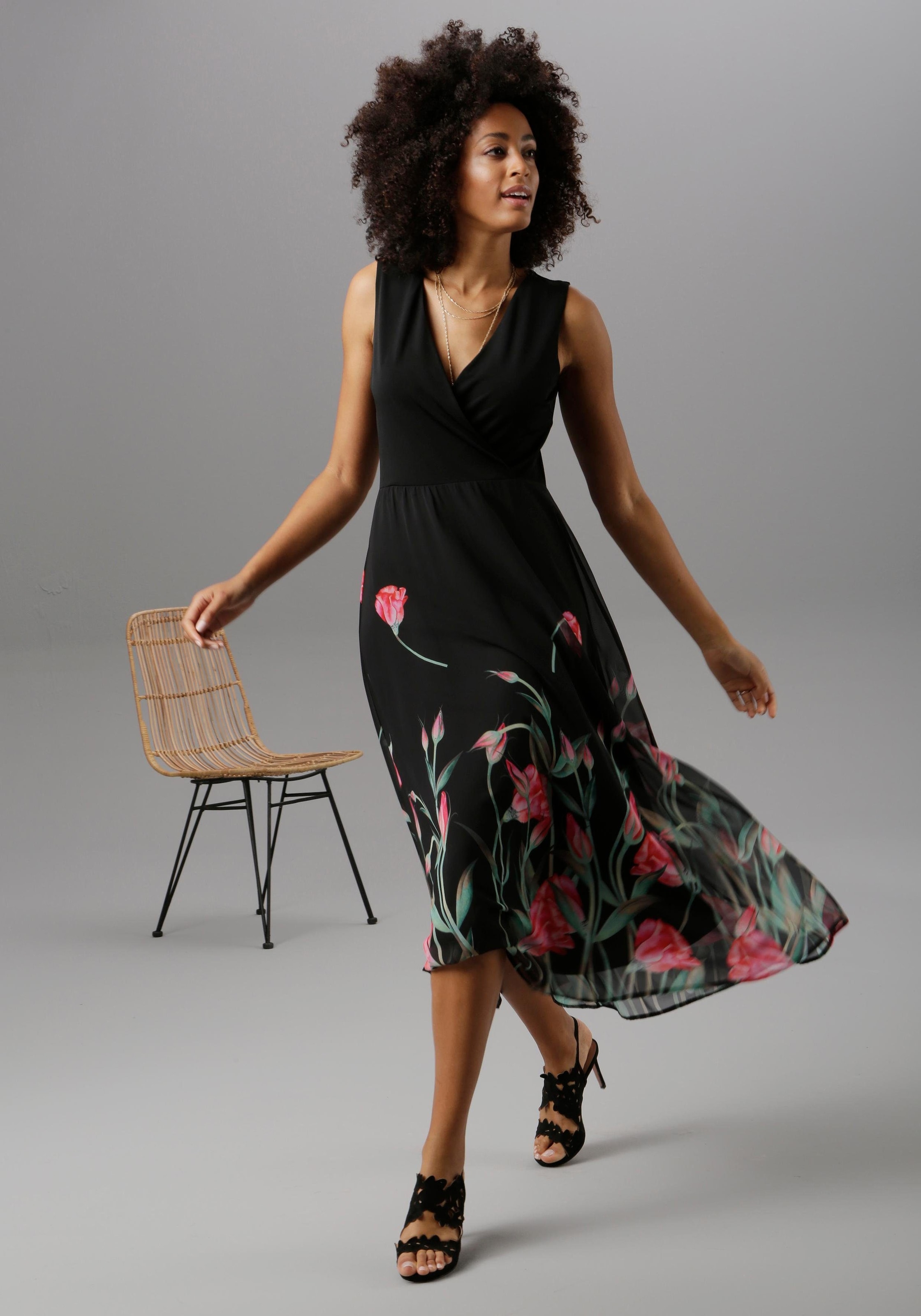 Image of Aniston SELECTED Sommerkleid, mit floralem Druck bei Ackermann Versand Schweiz