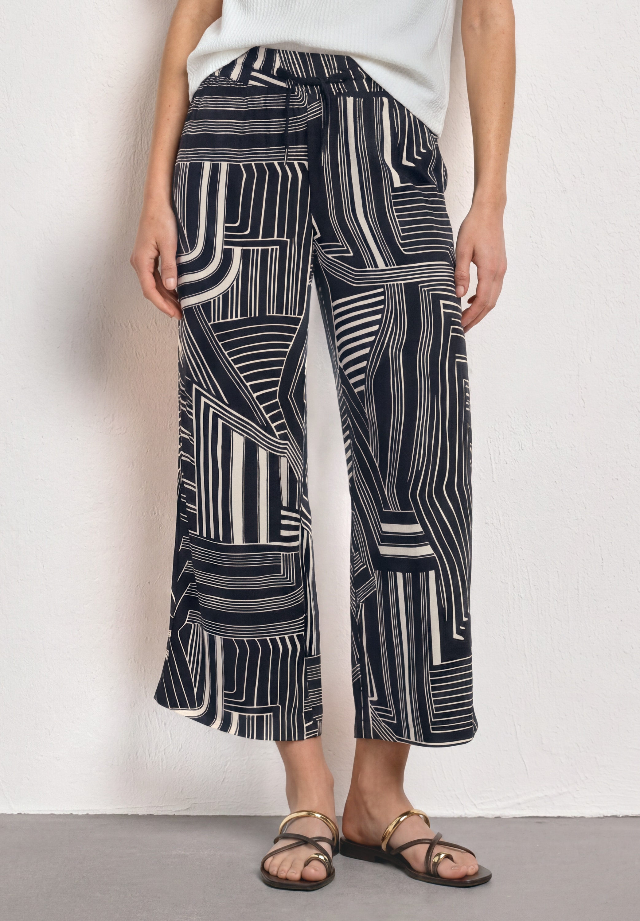 Image of STREET ONE Culotte "Style Emee" 7/8 High Waist Culotte - Sommerhose - mit Muster