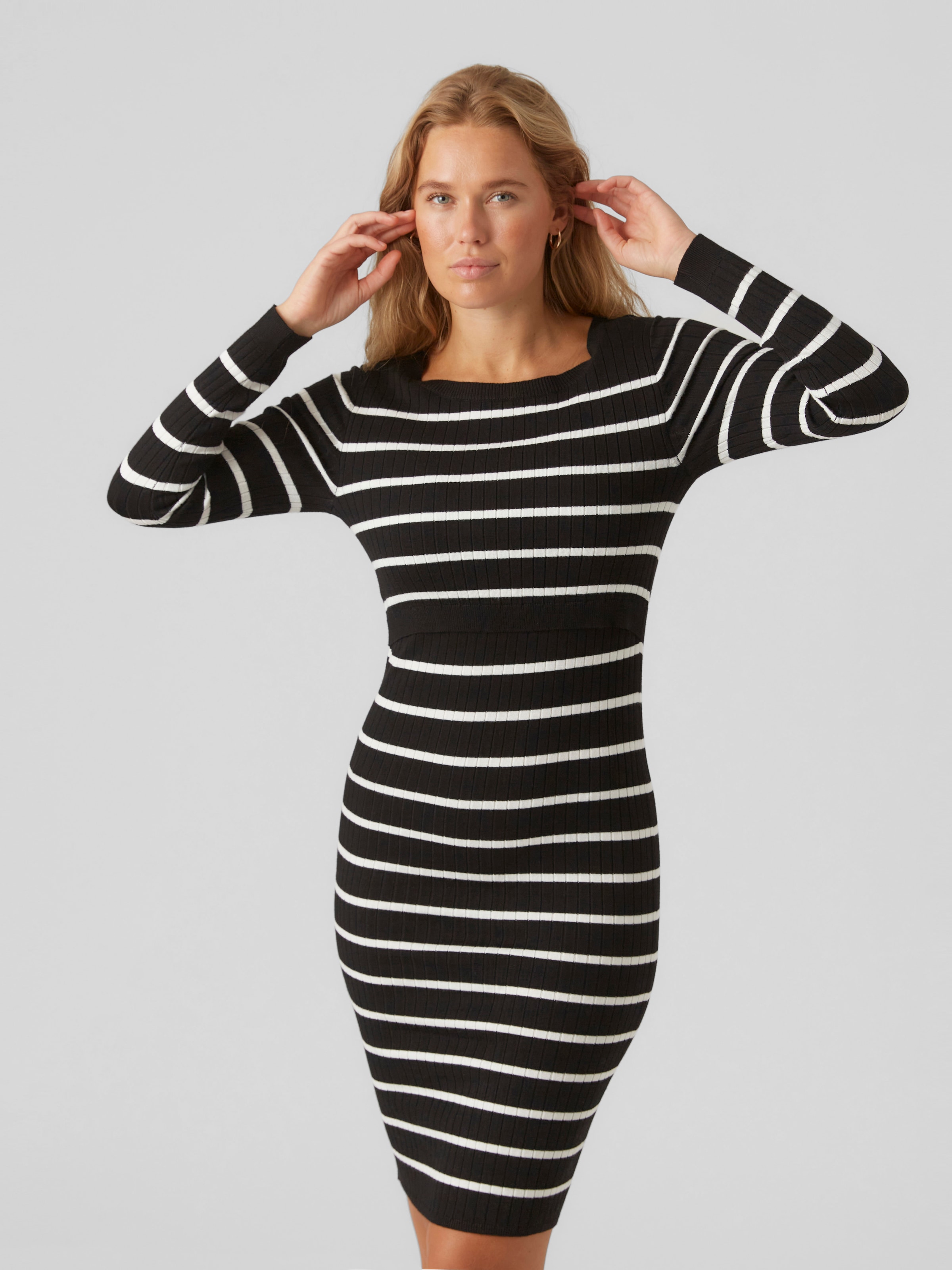 Image of Mamalicious Umstandskleid "MLNEWSIV JUNE LS UK KNIT DRESS 2F A NOOS" Viskosemischung, regular fit