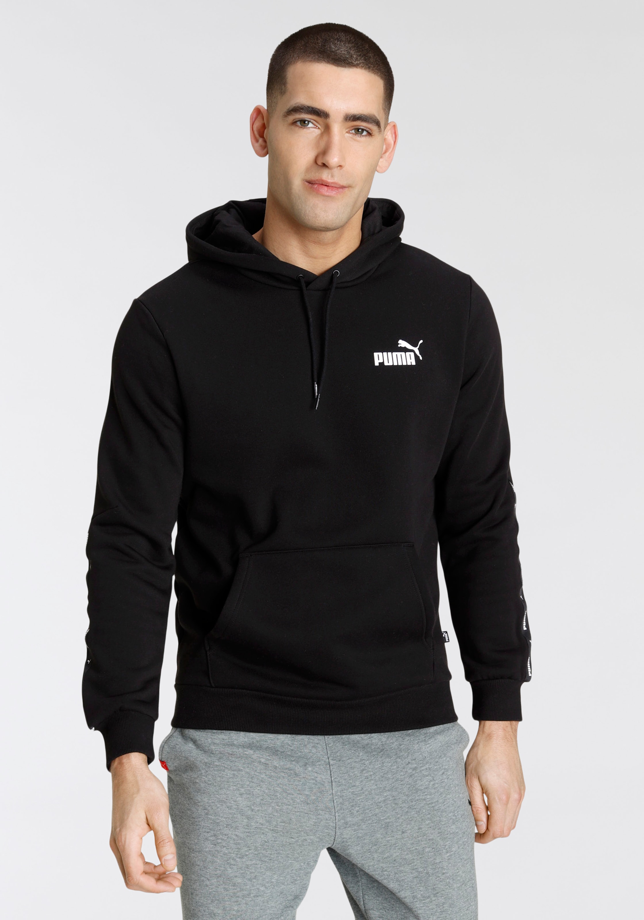 Image of PUMA Kapuzensweatshirt "ESS+ TAPE HOODIE FL", mit Kapuze, mit Kängurutasche, mit verstellbarem Kordelzug