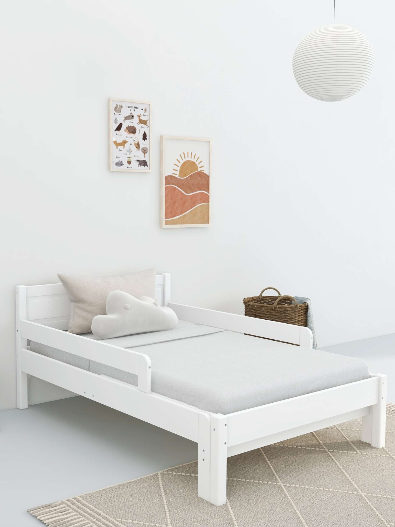 OTTO home Kinderbett »Hero, Bett, Massivholzbett, ausziehbar von 140 bis 200 cm«, aus massiver Kiefer, inklusive Lattenrost, Kassettenoptik, FSC®