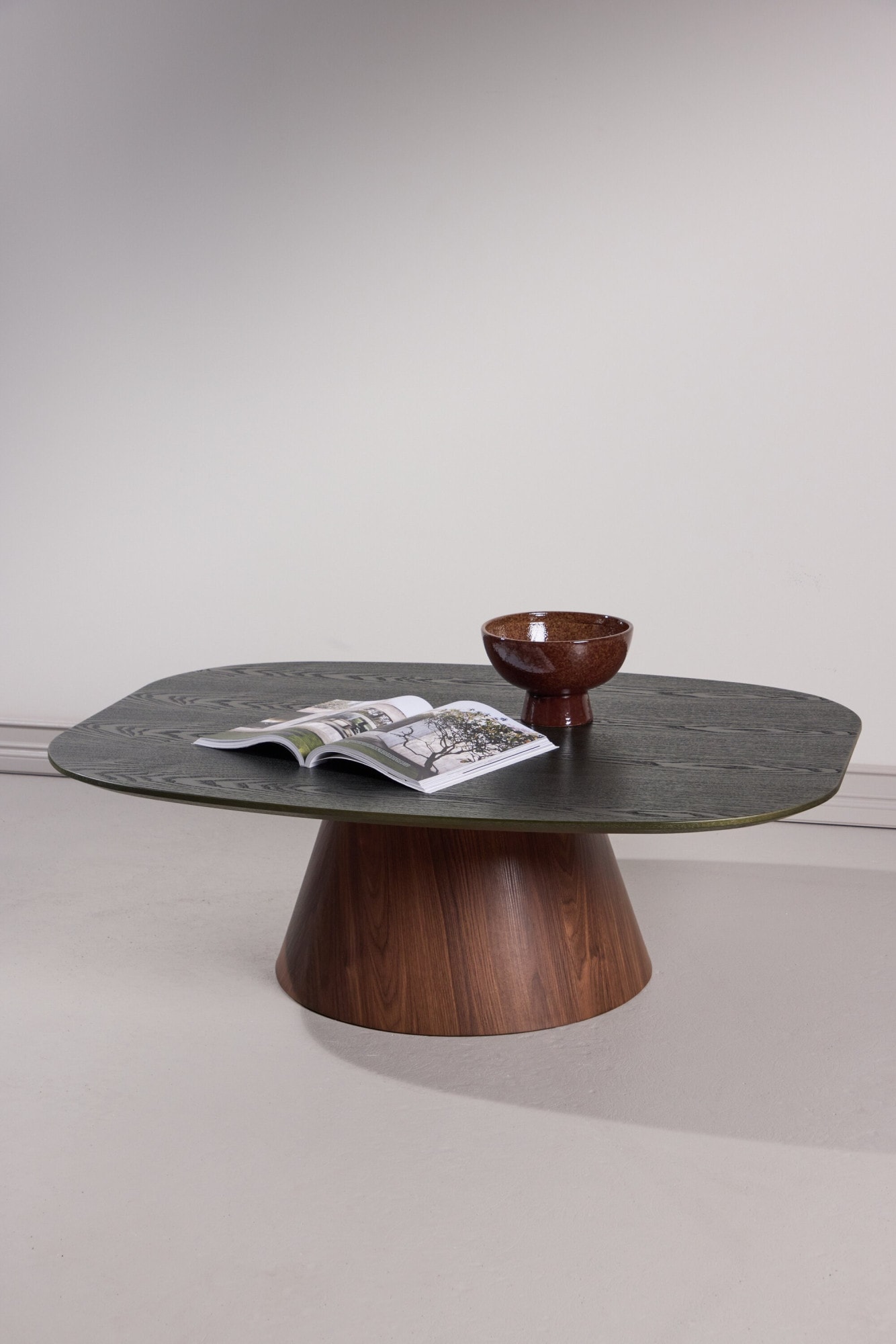 Venture Home Couchtisch »Lanzo, grosszügiger Couchtisch 120 × 92,5 cm in moderner Holzoptik« Sofatisch, MDF, 3D-Papier, rechteckig, geräumig, modern