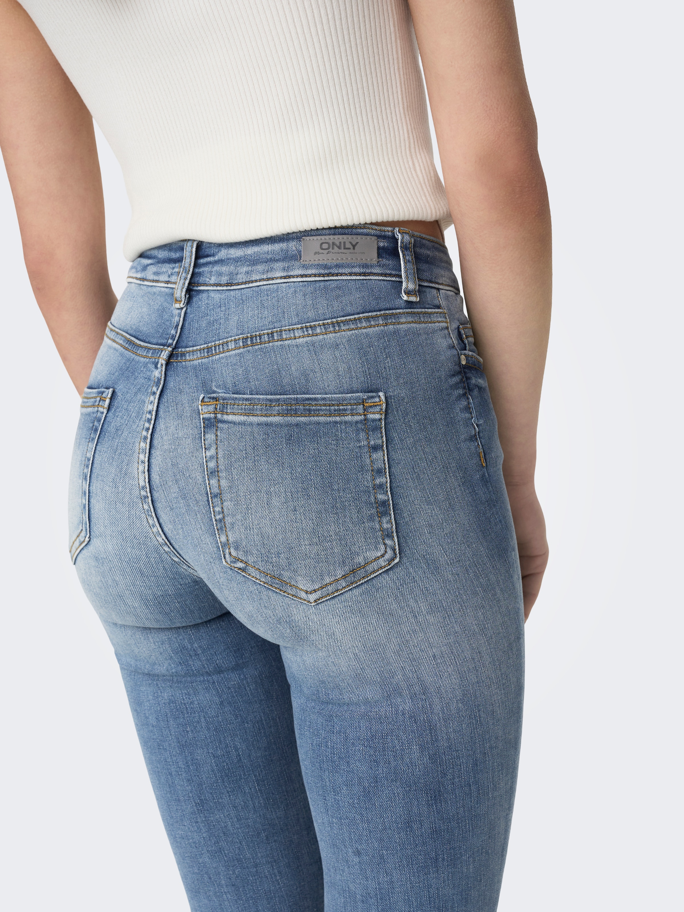 ONLY Jeans cheville »ONLBLUSH – Ankle-Jeans mit Destroyed Look für trendige Outfits« Abriebeffekte, modisch, skinny fit, Rundhals, regular fit