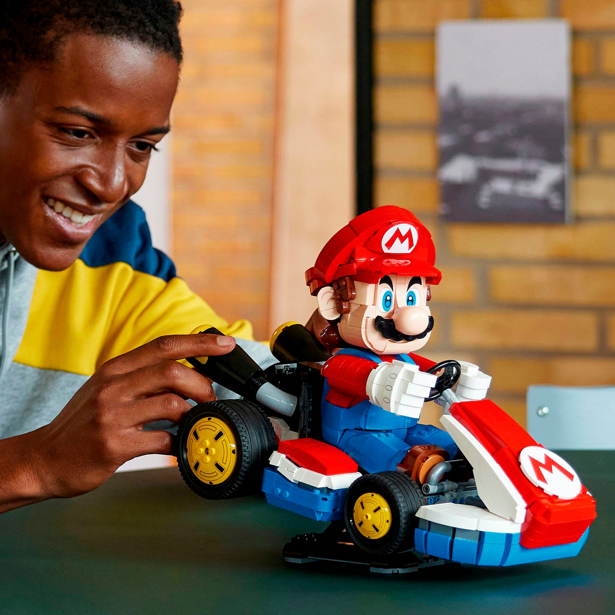 LEGO® Pions de construction »Mario Kart: Mario & Standard-Kart (72037), LEGO Super Mario« Made in Europe