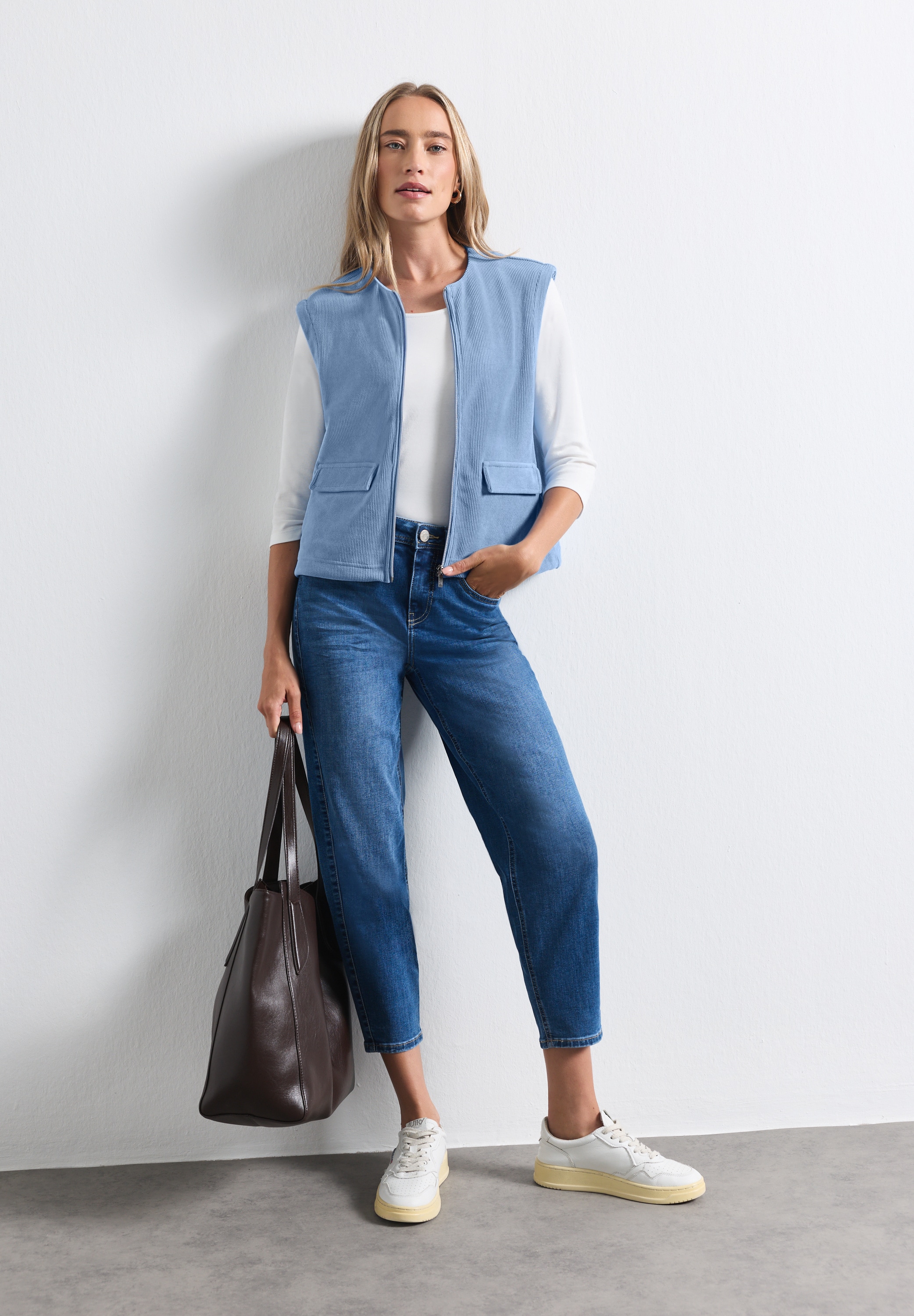 STREET ONE Gilet en velours côtelé avec fermeture éclair et encolure ronde