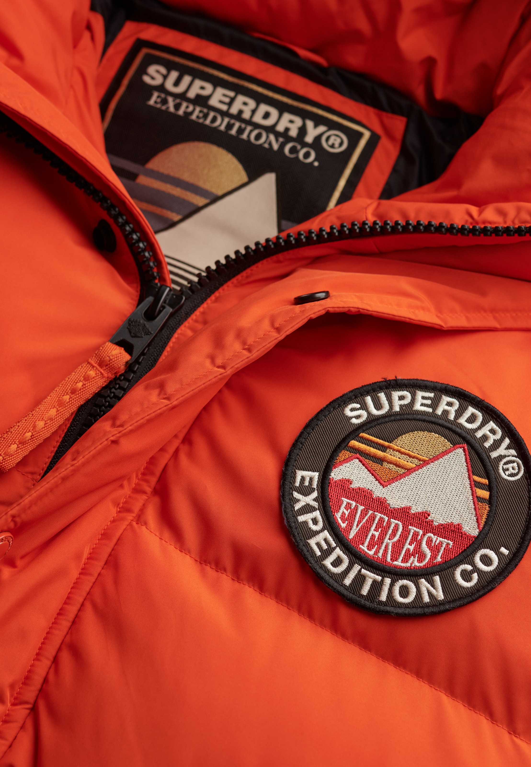 Superdry Veste matelassée »EVEREST LONGLINE BAFFLED PARKA« mit Kapuze