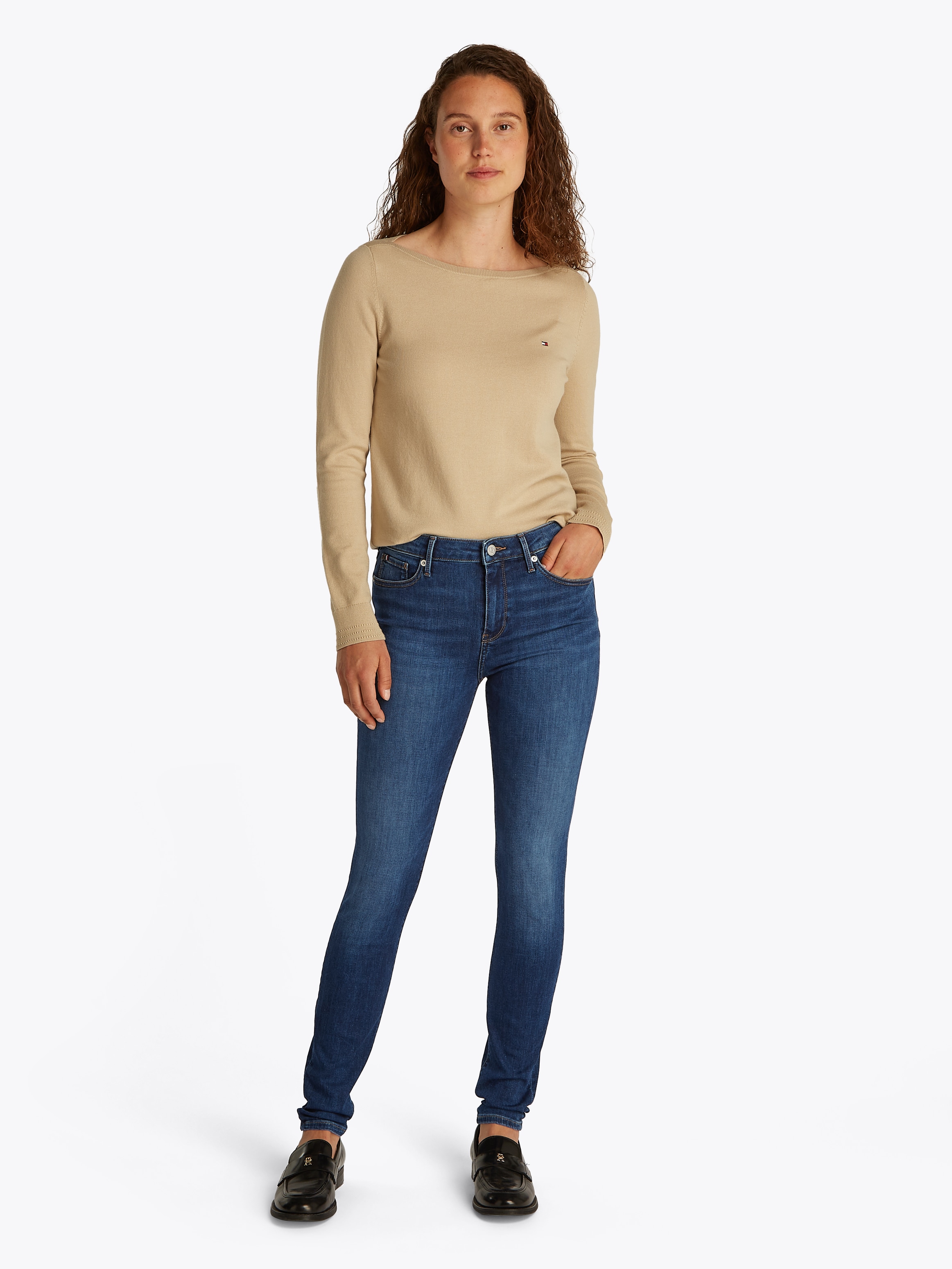 Tommy Hilfiger Skinny-fit-Jeans »COMO Skinny RW ACE mit Logo-Badge und knöchellangem Schnitt«, casual, skinny fit, Denim, normaler Bundabschluss