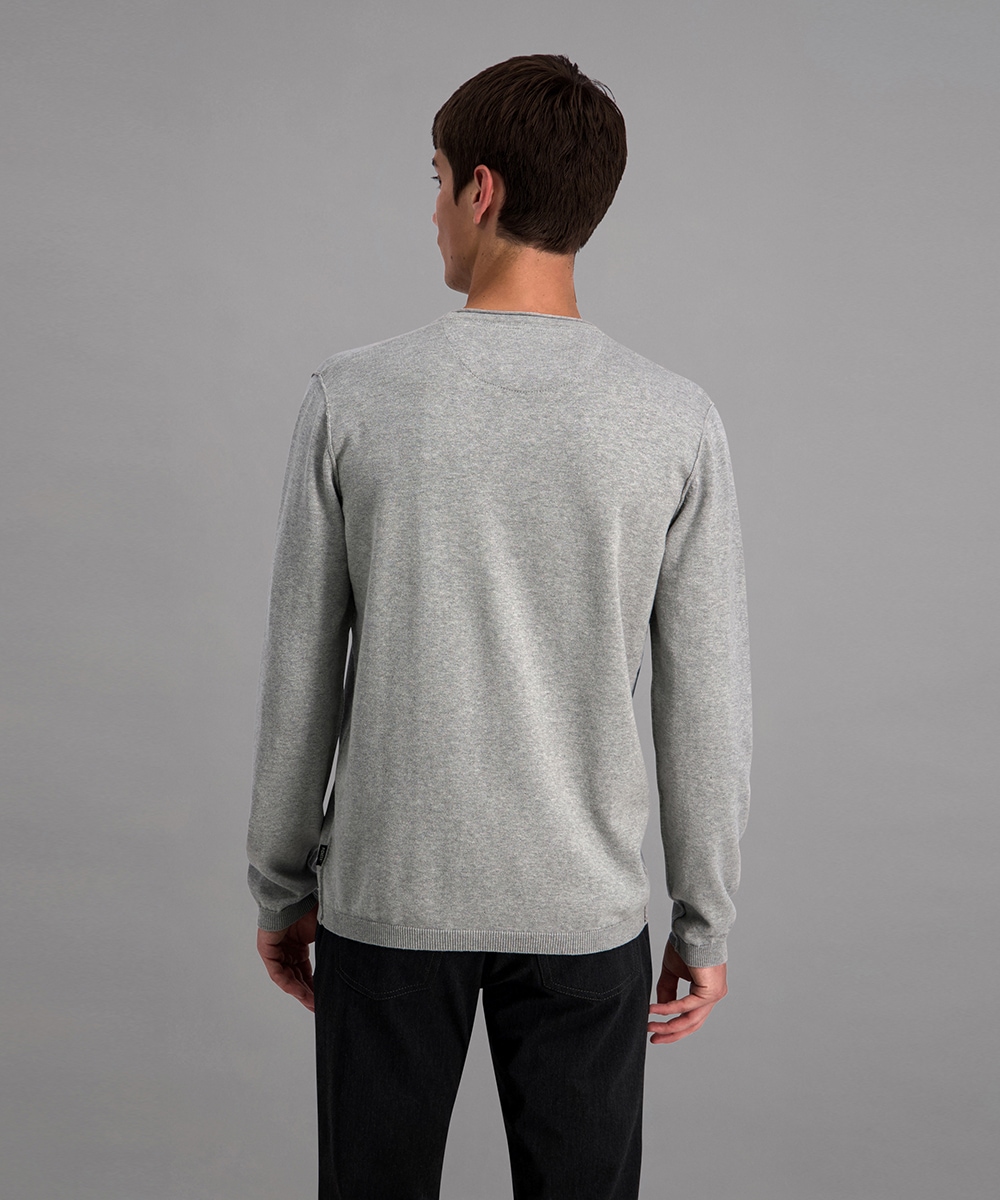 Pioneer Authentic Jeans Rundhalspullover, Ausschnitt mit Rollkante, Aussennähte