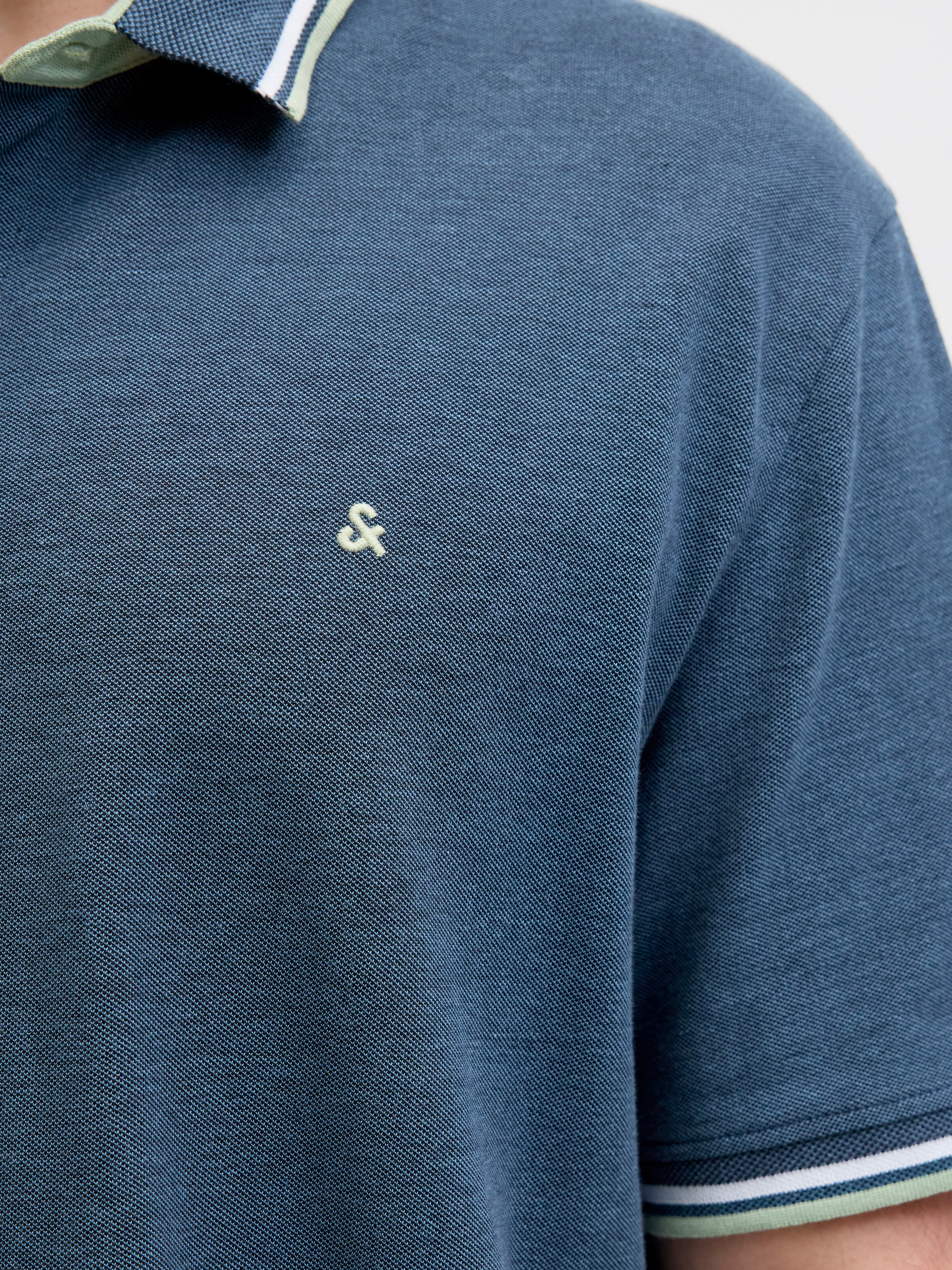 Jack & Jones PlusSize Poloshirt »JJEPAULOS POLO SS NOOS PLS«, mit Logo Stickerei