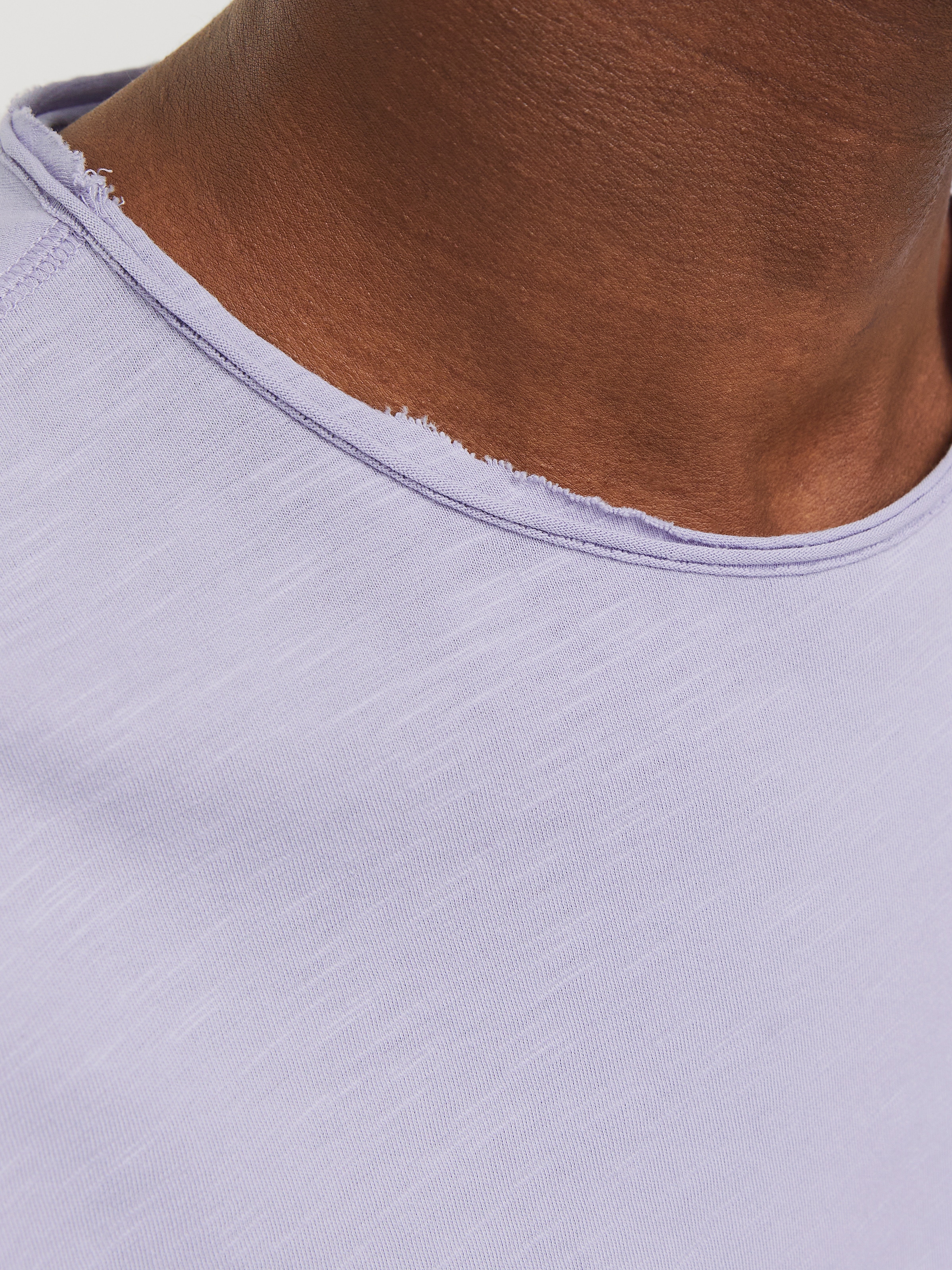 Jack & Jones Rundhalsshirt »JJEBASHER TEE O-NECK SS NOOS«, mit Rundhalsausschnitt