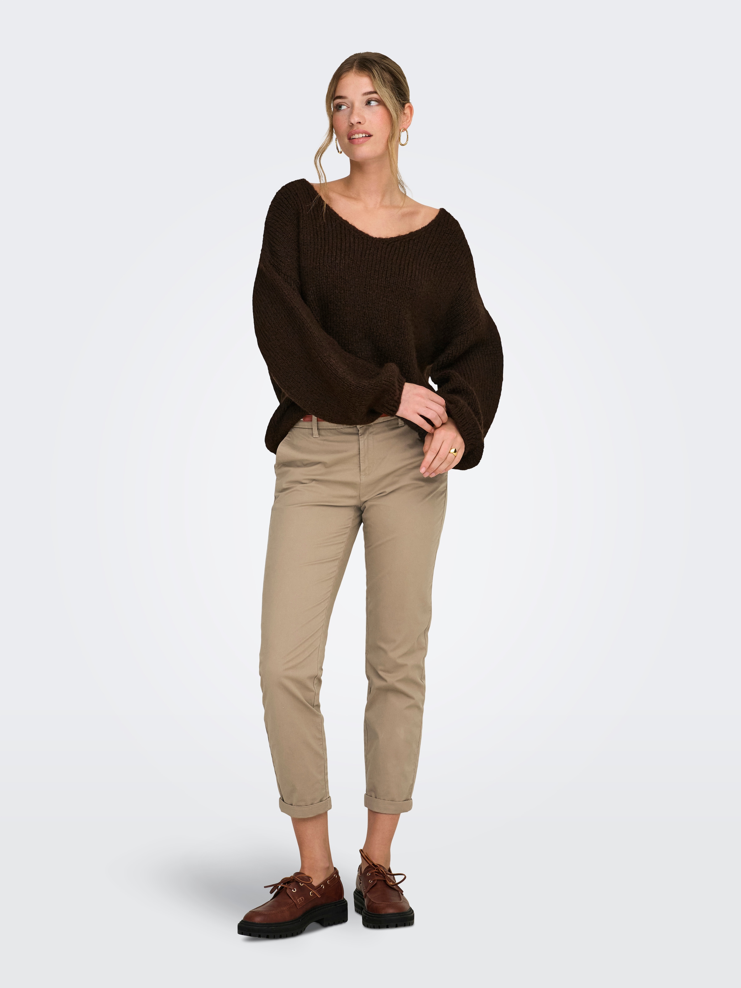 ONLY Chinohose »ONLBIANA – Chinohose mit Gürtel und Umschlagsaum«  slim fit, modisch, Web, Baumwollmischung
