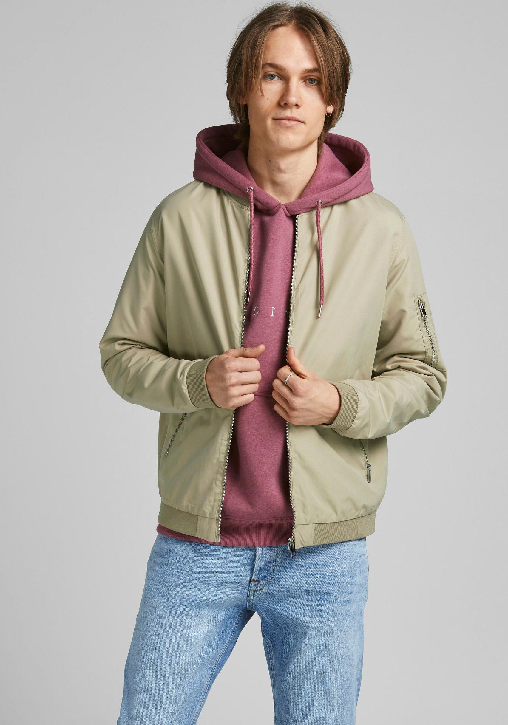 Image of Jack & Jones Blouson "JJERUSH mit Stehkragen und Reissverschlusstaschen" ohne Kapuze unifarben, modisch, regular fit, Polyester