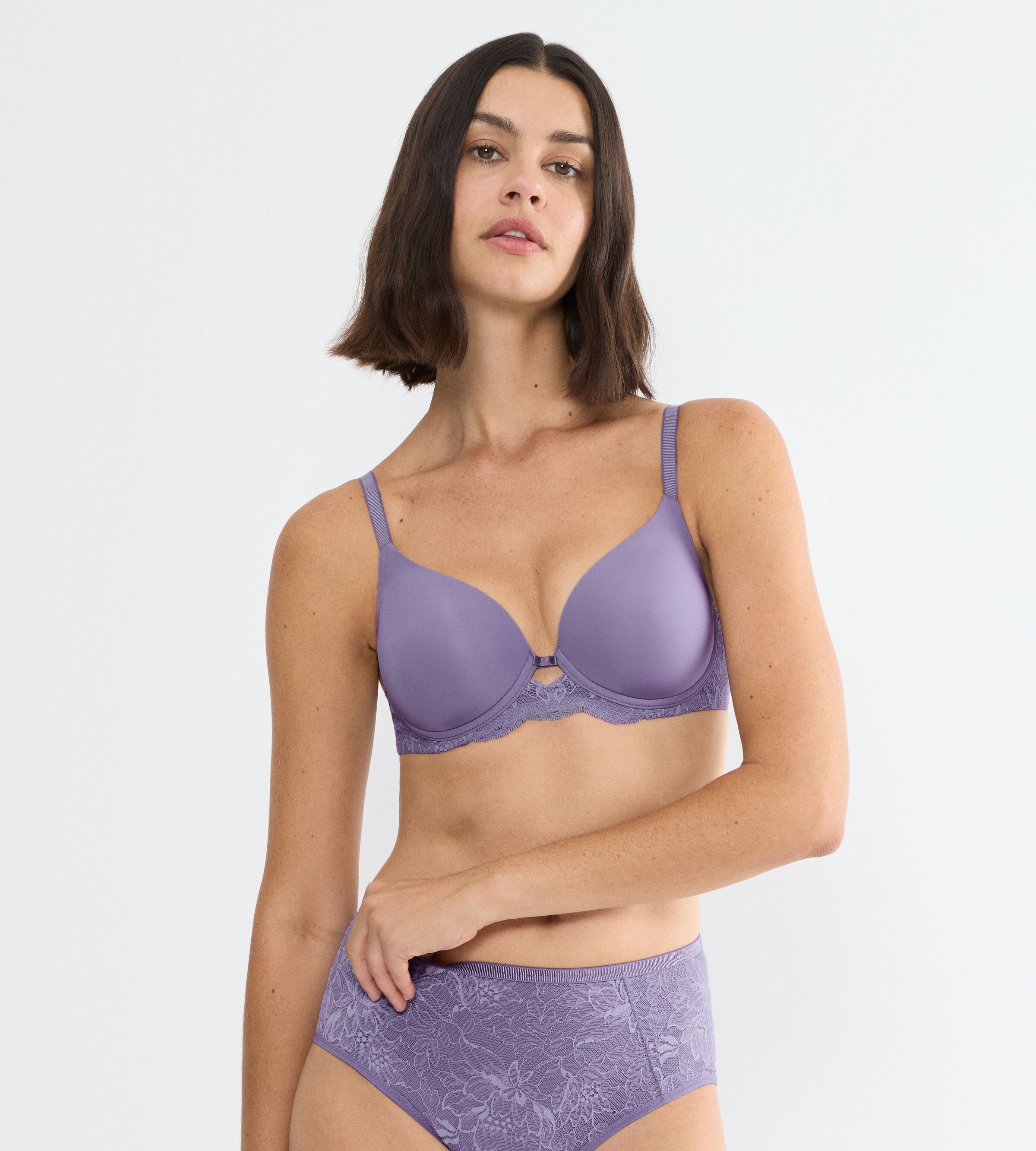 Image of Triumph Bügel-BH "Amourette Charm WHP01" mit Stretch-Spitze und nahtlos vorgeformten Cups