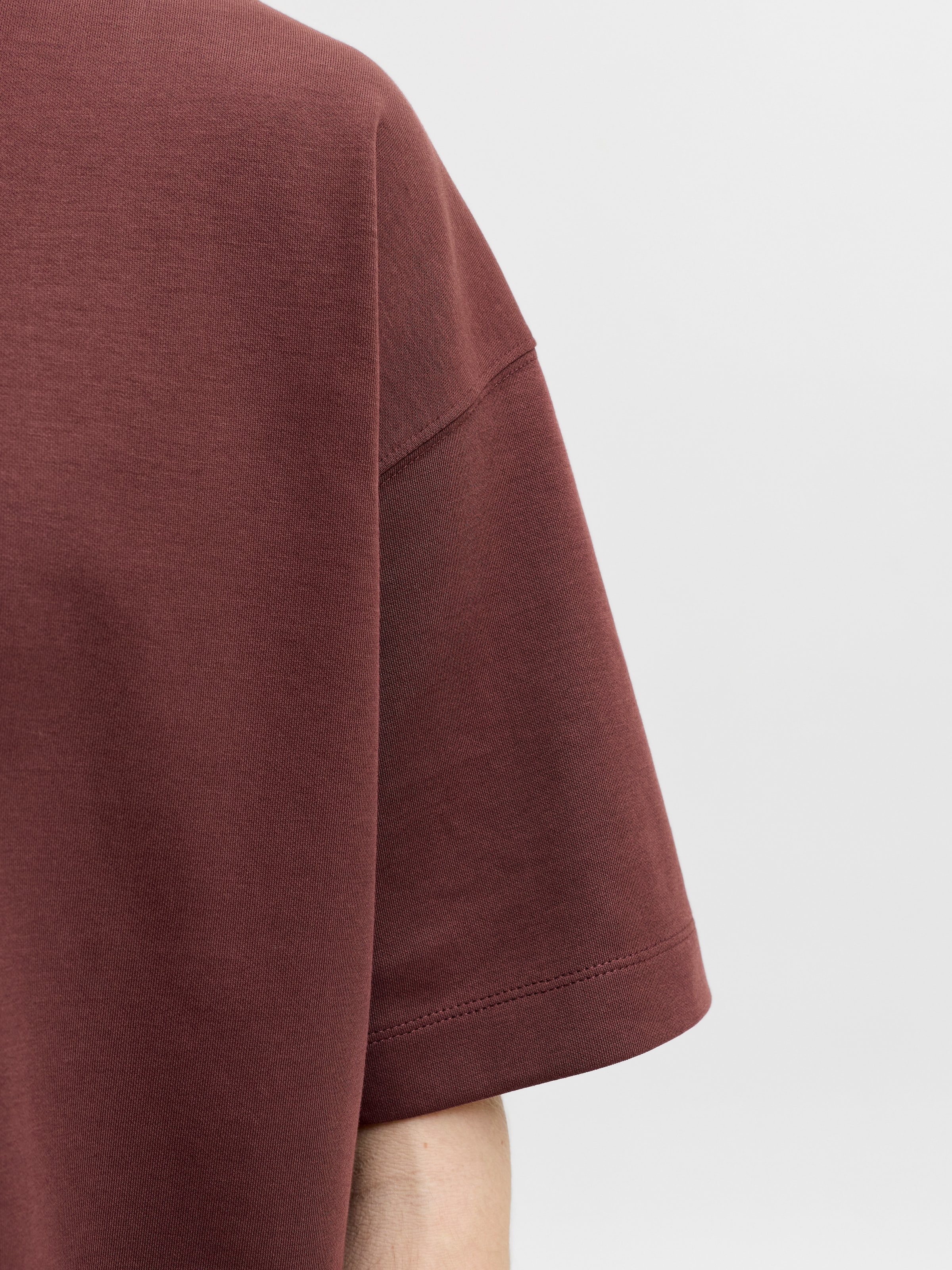 Jack & Jones T-Shirt »JJEBARRON TEE SS O-NECK NOOS« Baumwollmischung, loose fit