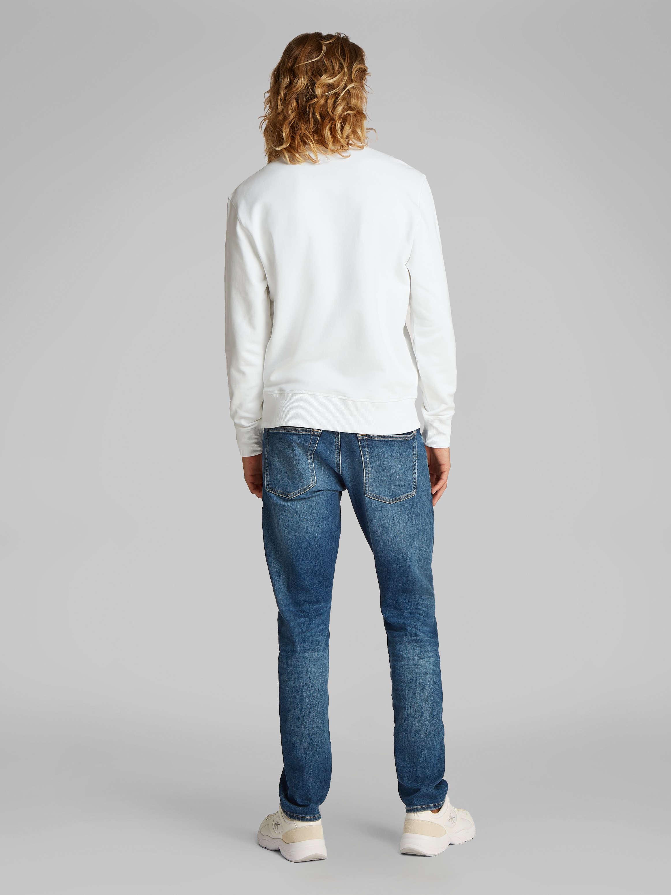 Calvin Klein Jeans Sweatshirt »WOVEN LABEL CREW NECK«, Logostickerei