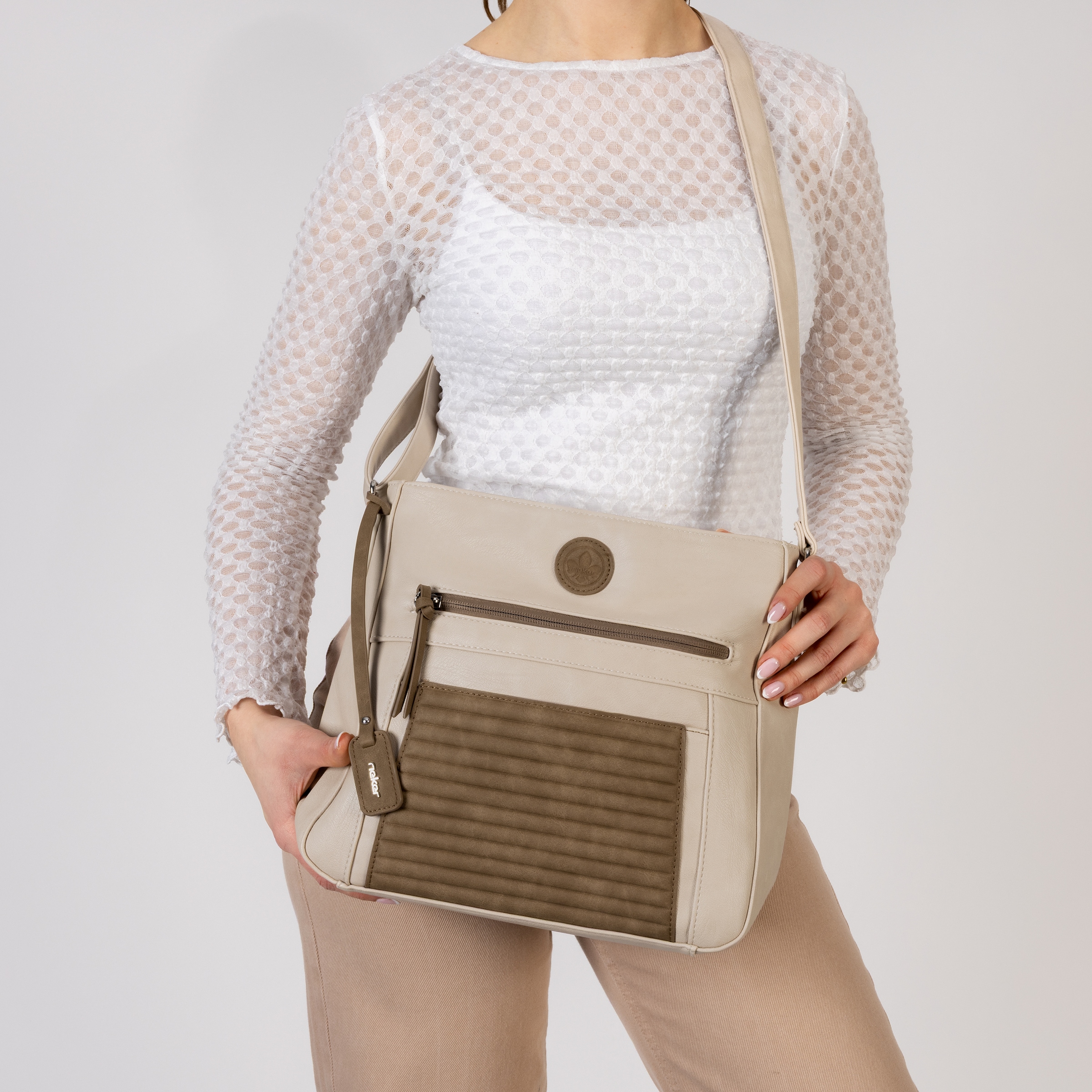 Rieker Schultertasche, Damen-Handtasche, mit praktischen Fächern