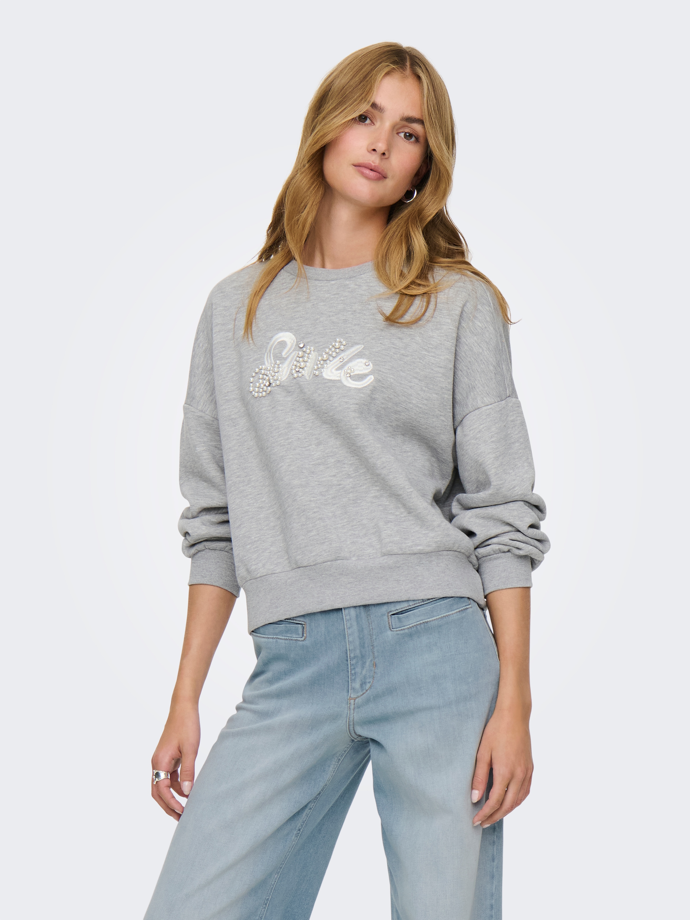 Image of ONLY Sweatshirt "ONLALMA L/S O-NECK DETAIL BOX CC UB SWT", mit Zierperlen