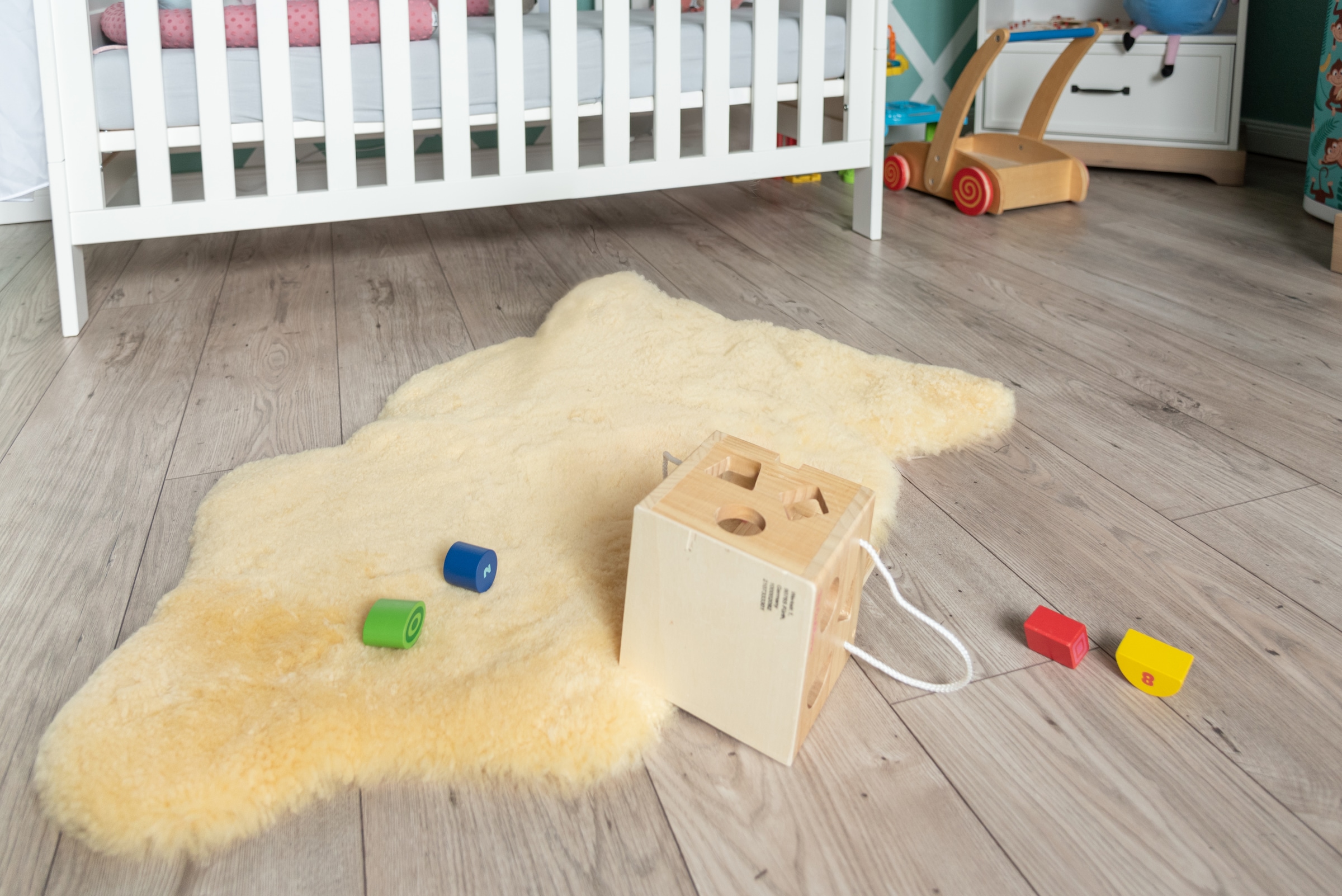 Image of Heitmann Felle Fellteppich "Baby-Lammfell" fellförmig 30 mm Höhe echtes Lammfell, waschbar, Kinderzimmer