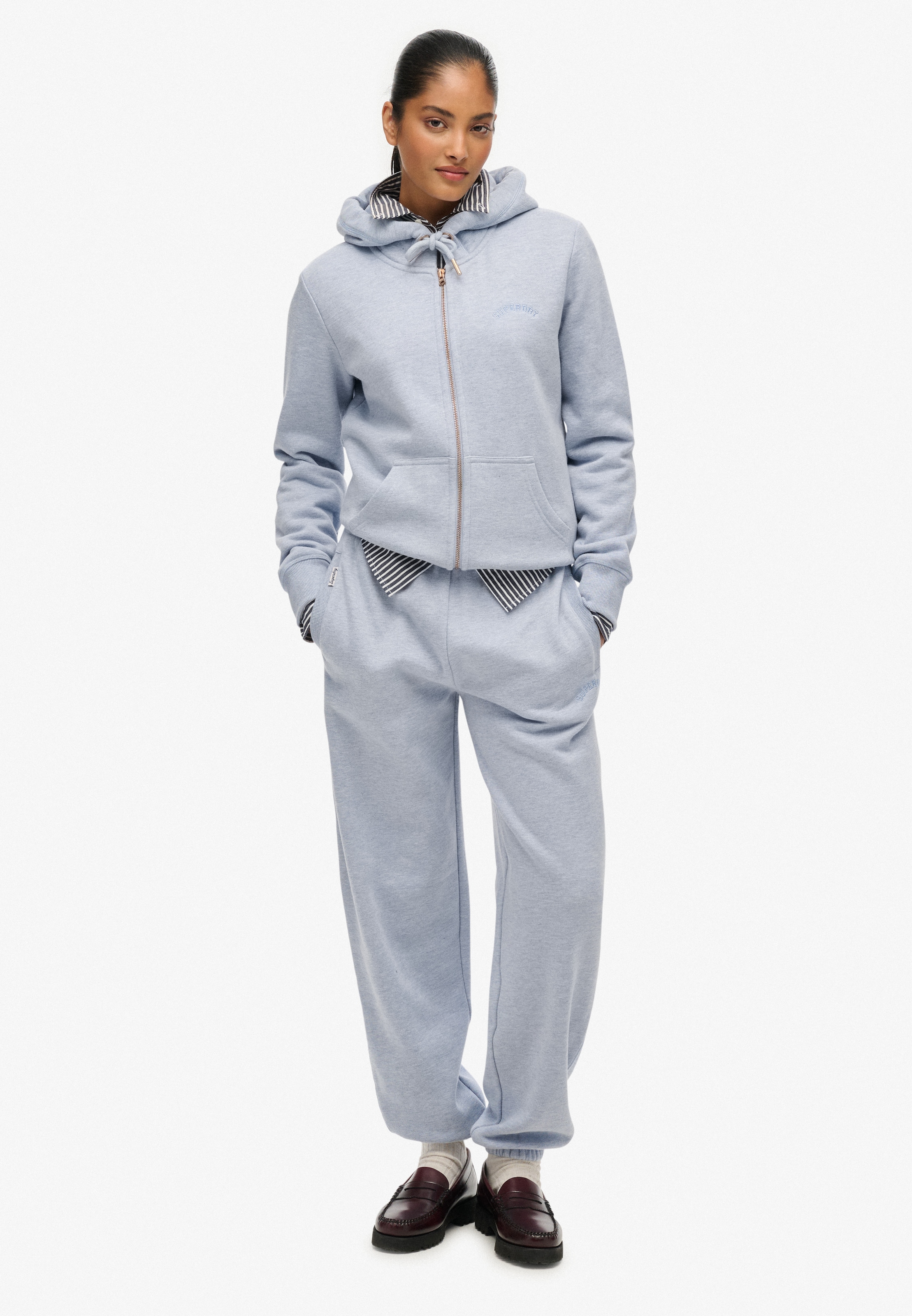 Superdry Kapuzensweatjacke »ESSENTIAL LOGO ZIPHOOD HB«