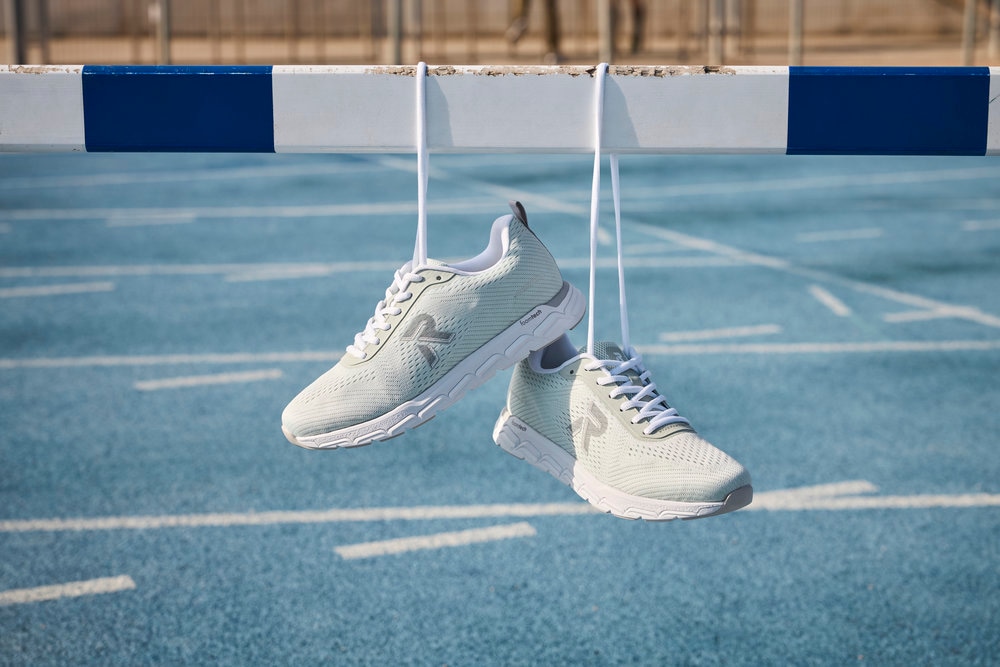 RIEKER Sport Sneakers  Chaussure de loisirs, chaussure basse, chaussure à lacets avec semelle intérieure amovible