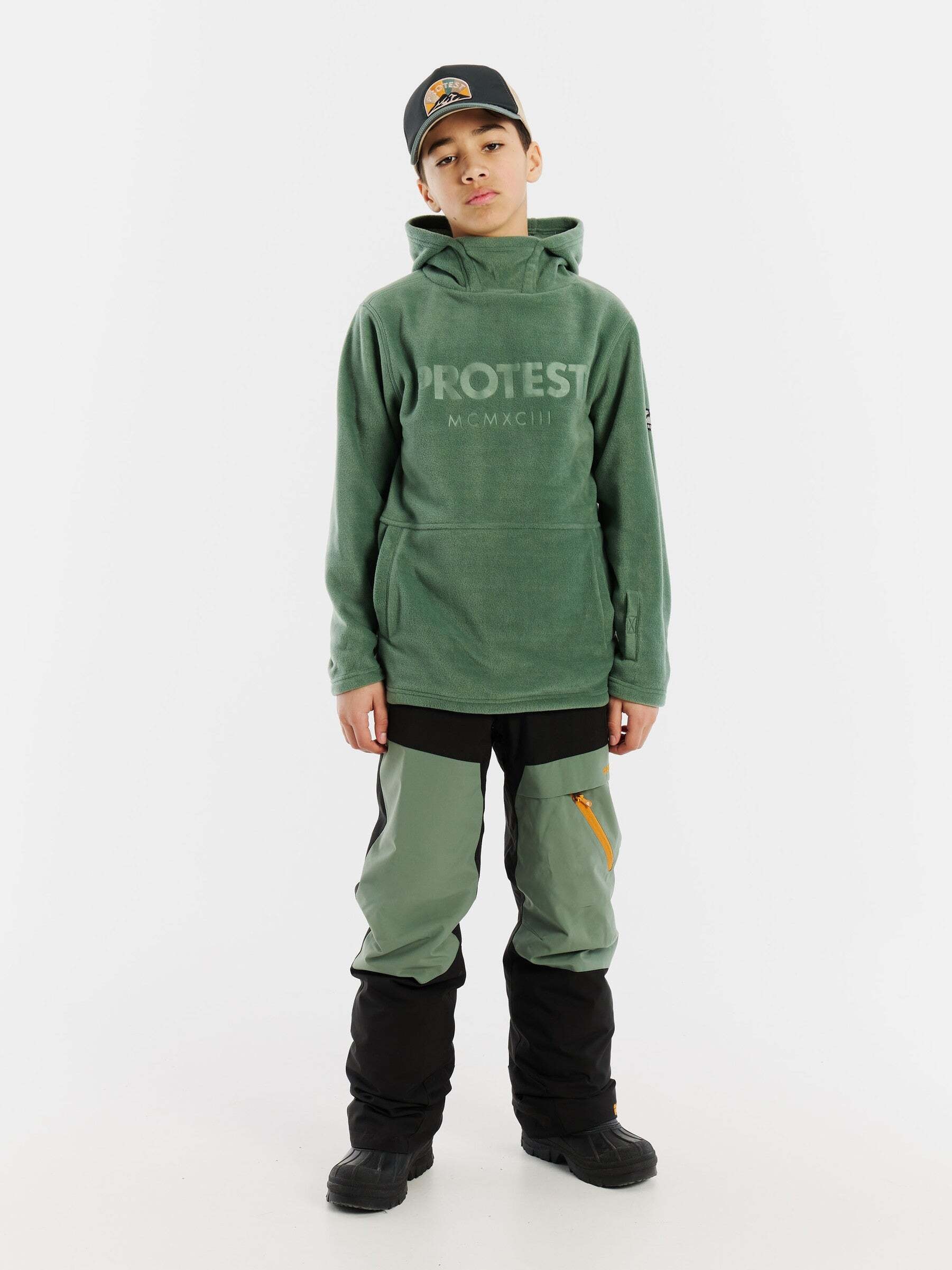 Protest Pull à col rond »Skipullover PRTPhil JR hoody«