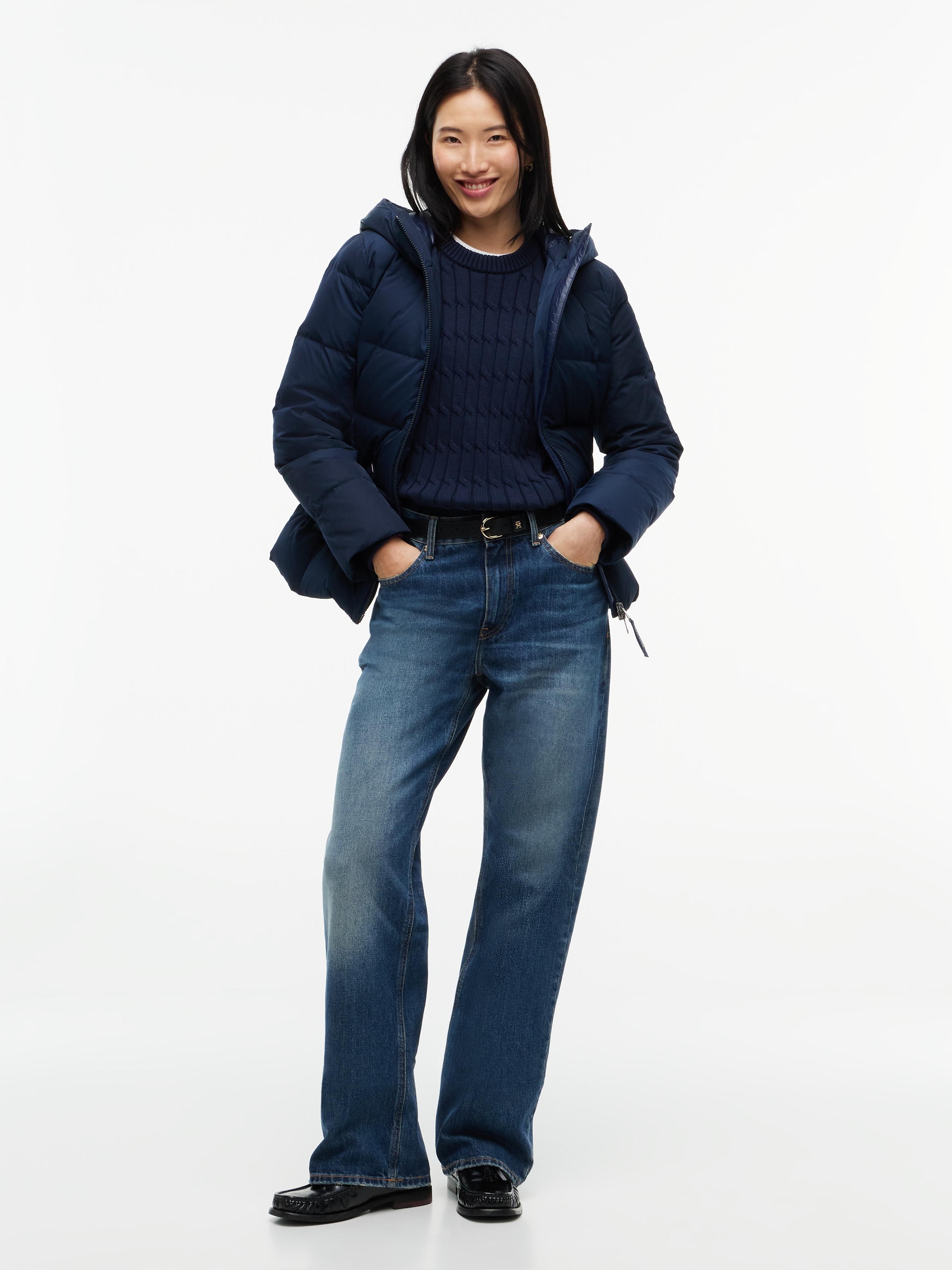 Tommy Hilfiger Veste matelassée »DOWN BRANDED FITTED JACKET« avec capuche fibre synthétique