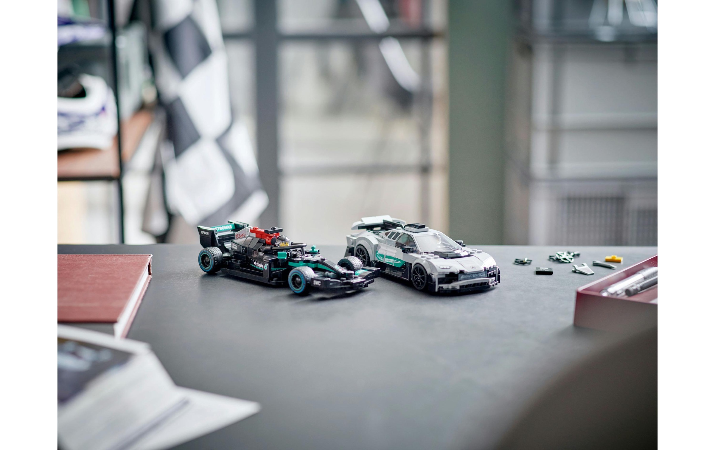LEGO® Spielbausteine »Speed Champions Mercedes-AMG F1 76909«