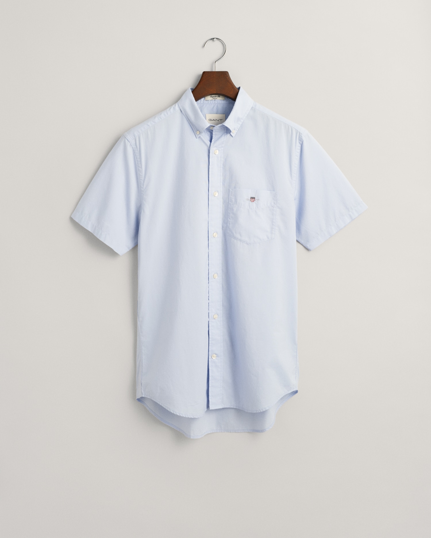 Gant Chemise à manches courtes »Regular Fit Popeline Hemd leicht strapazierfähig pflegeleicht« mit einer kleinen Logostickerei auf der Brusttasche