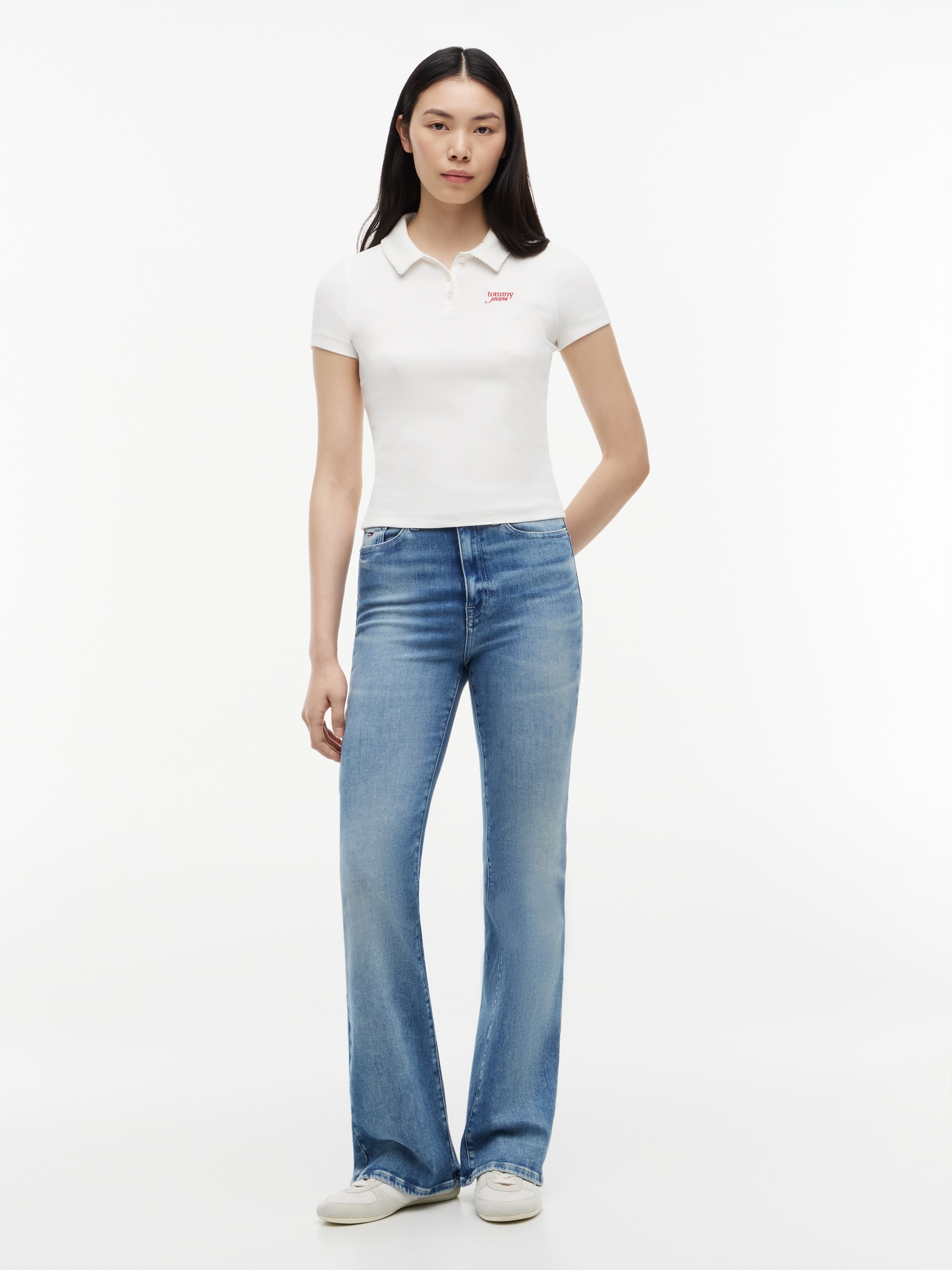Tommy Jeans Poloshirt »TJW SLIM RIB SCRIPT POLO« Baumwollmischung, slim fit, figurbetont, in gerippter Struktur