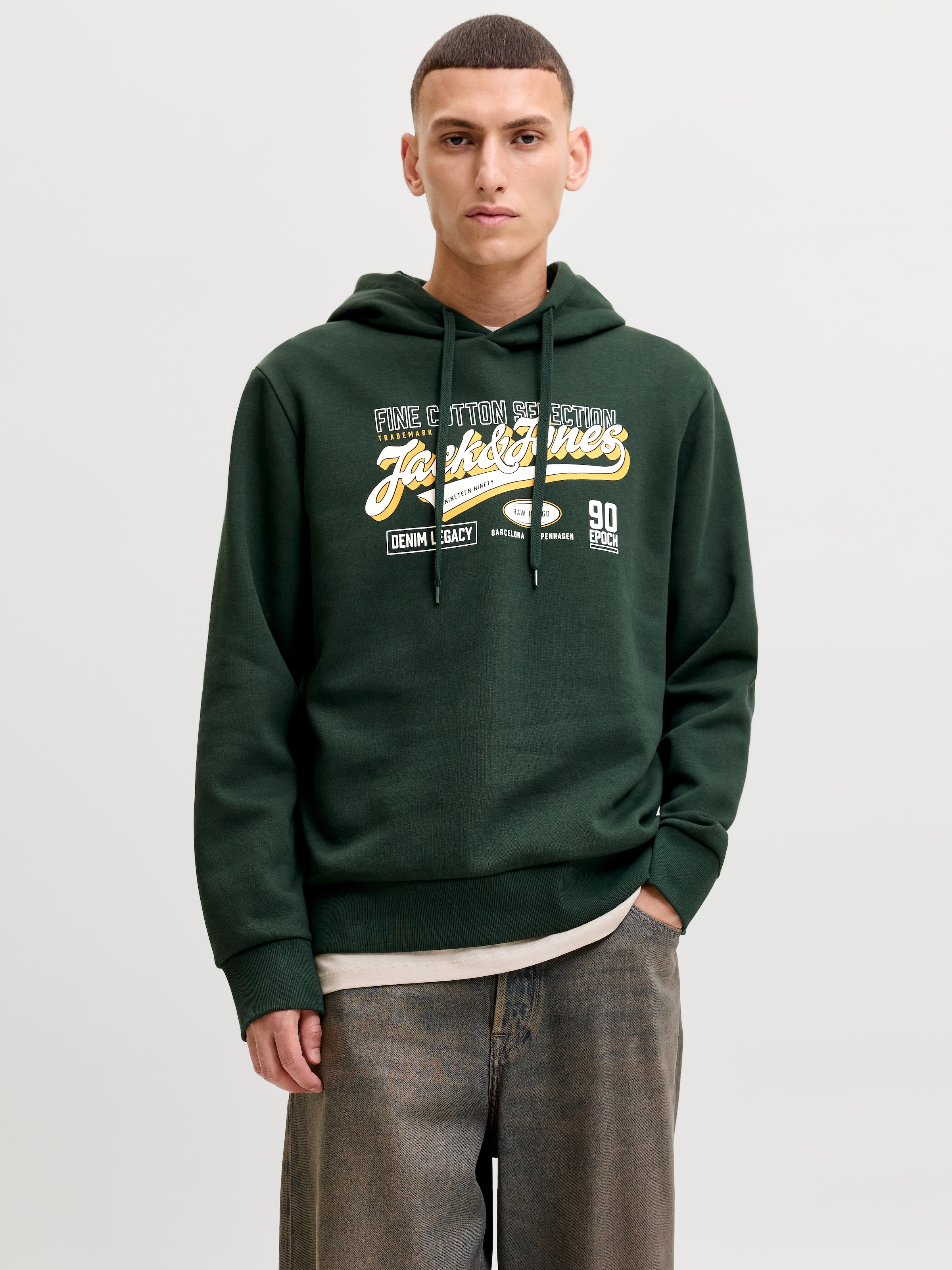 Image of Jack & Jones Kapuzensweatshirt "JJELOGO SWEAT HOOD 2 COL AW26 SN", Baumwollmischung, regular fit