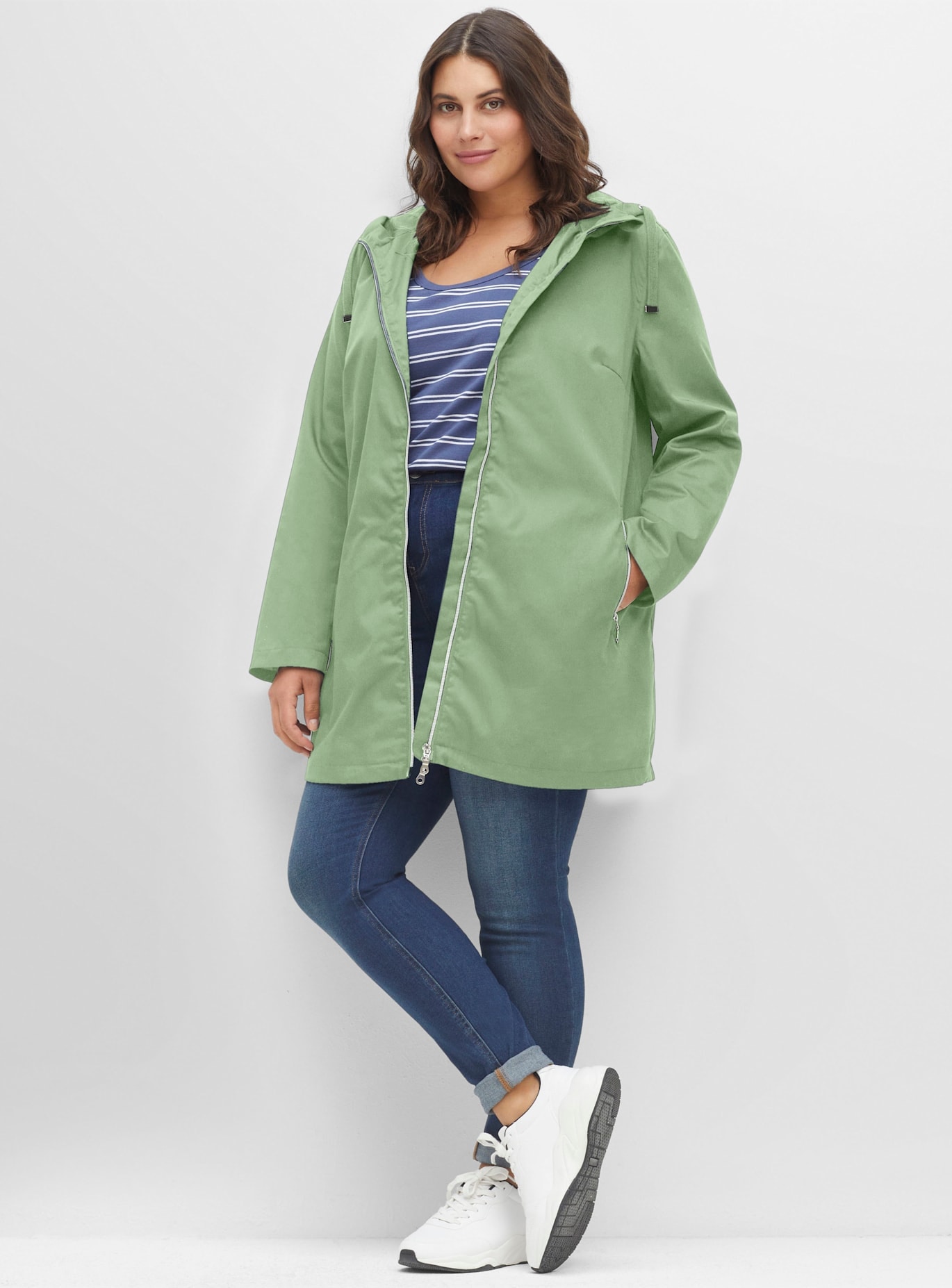 Sheego Outdoorjacke mit Kapuze