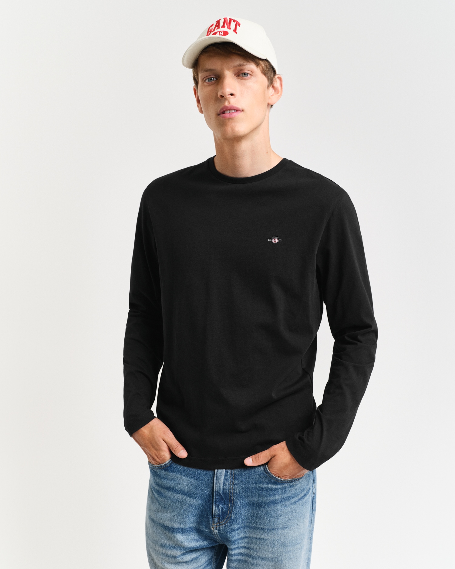 Image of Gant Langarmshirt "REG SHIELD LS T-SHIRT" mit Logostickerei auf der Brust