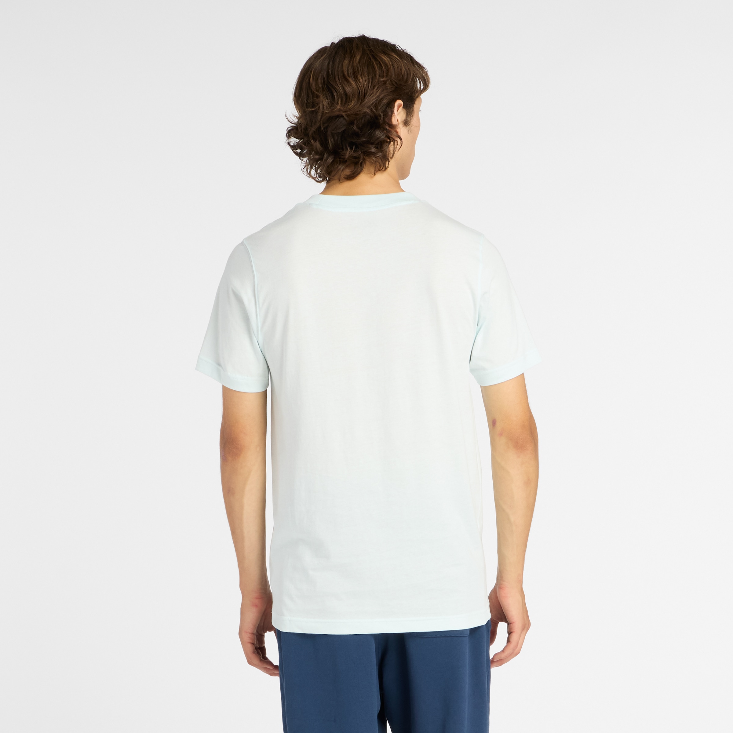 New Balance T-Shirt »SPORT ESSENTIALS LOGO T-SHIRT« Kurzarm, Rundhalsausschnitt, aus Baumwolle