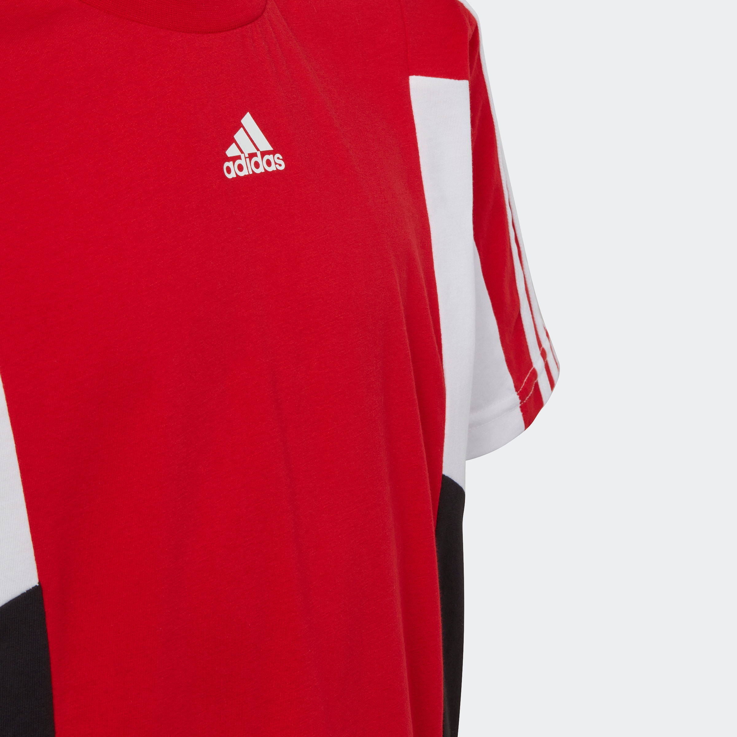 Modische adidas Sportswear T-Shirt »COLORBLOCK 3-STREIFEN REGULAR FIT«  versandkostenfrei - ohne Mindestbestellwert bestellen