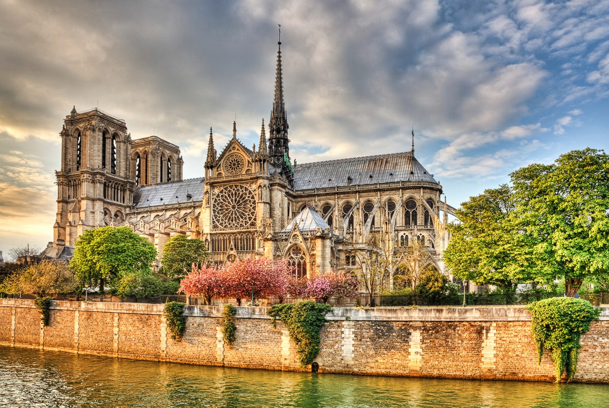 Image of Papermoon Fototapete »Notre Dame de Paris«, Vliestapete, hochwertiger Digitaldruck bei Ackermann Versand Schweiz