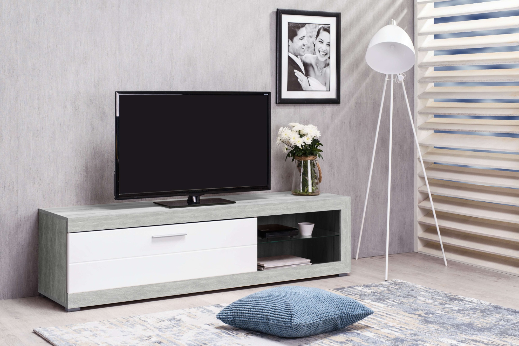 Home affaire Lowboard »Remo TV-Kommode, Breite 160 cm, Höhe 45 cm, offenes Fach mit Glasboden« Wahlweise mit oder ohne LED-Beleuchtung, 1 Klappe, 1 offenes Fach