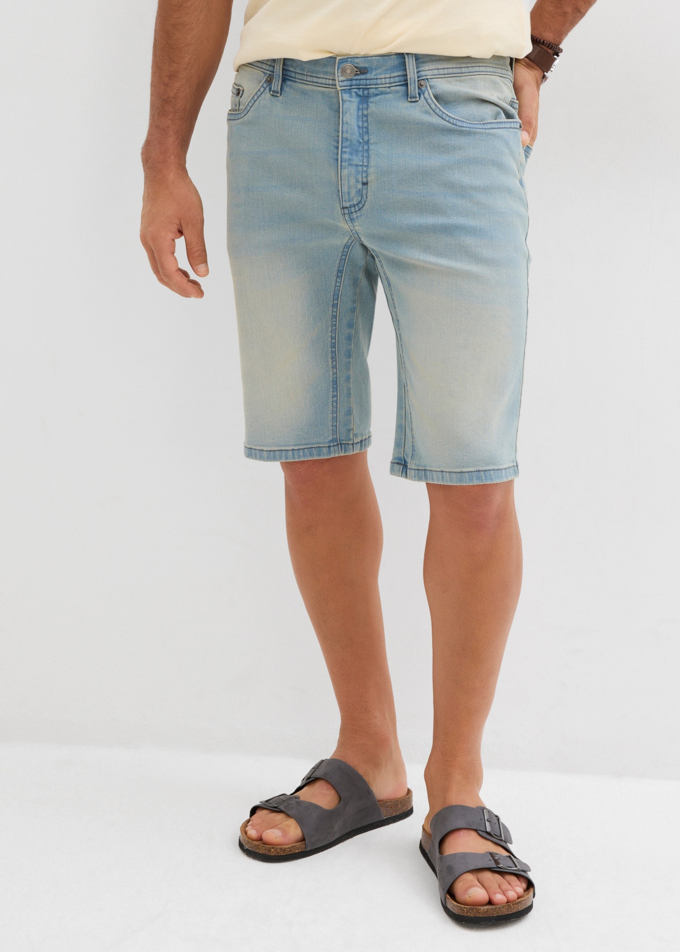 Image of bonprix Bermudas mit Used-Effekt, regular fit, aus hautfreundlicher Baumwolle