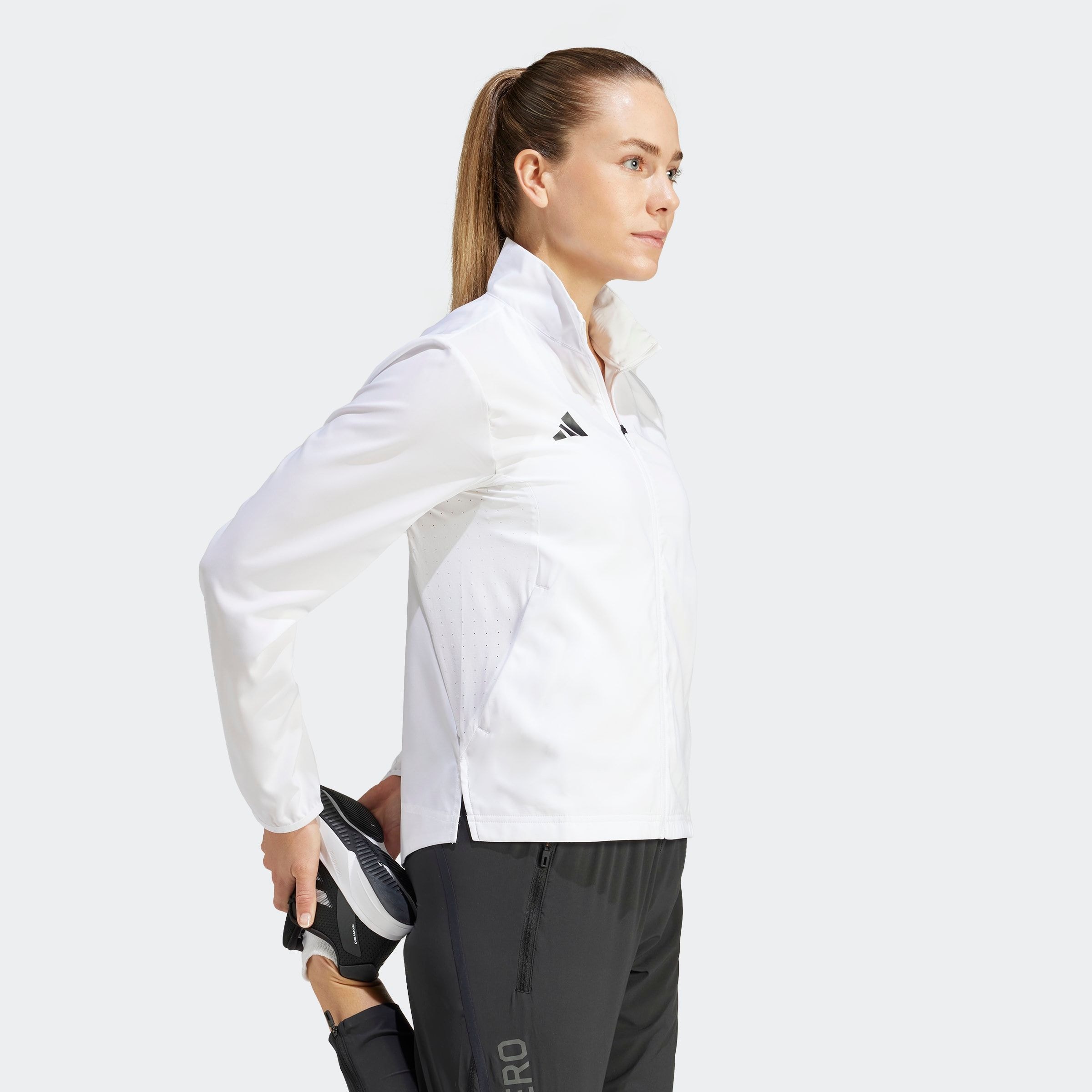 Image of adidas Performance Laufjacke "ADIZERO ESSENTIALS"