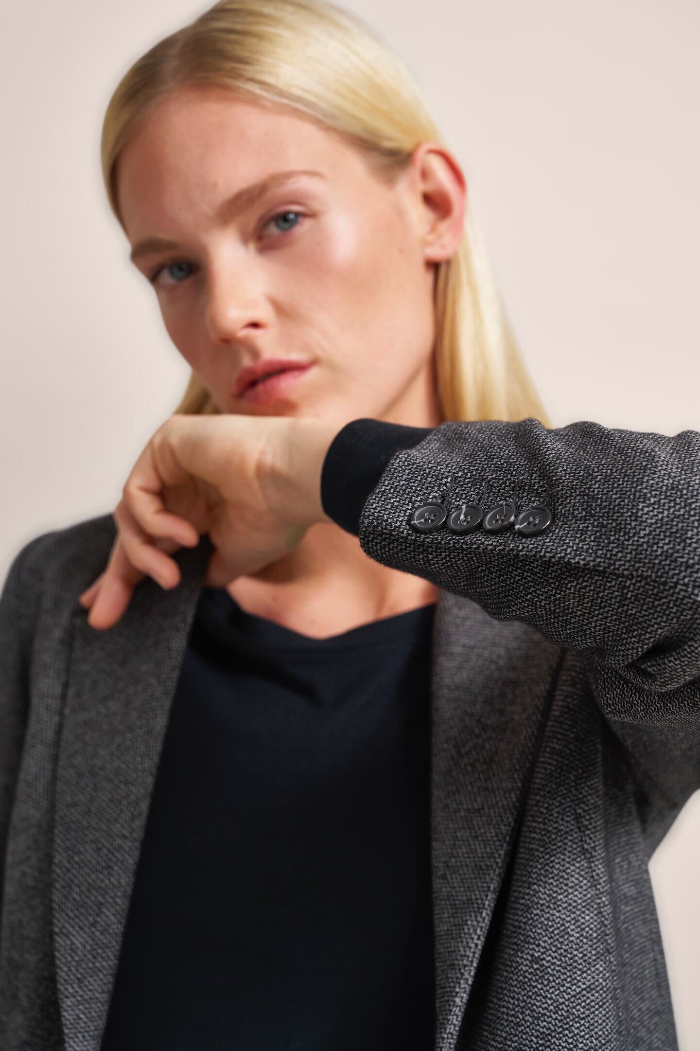 bugatti Blazer court mit Struktur