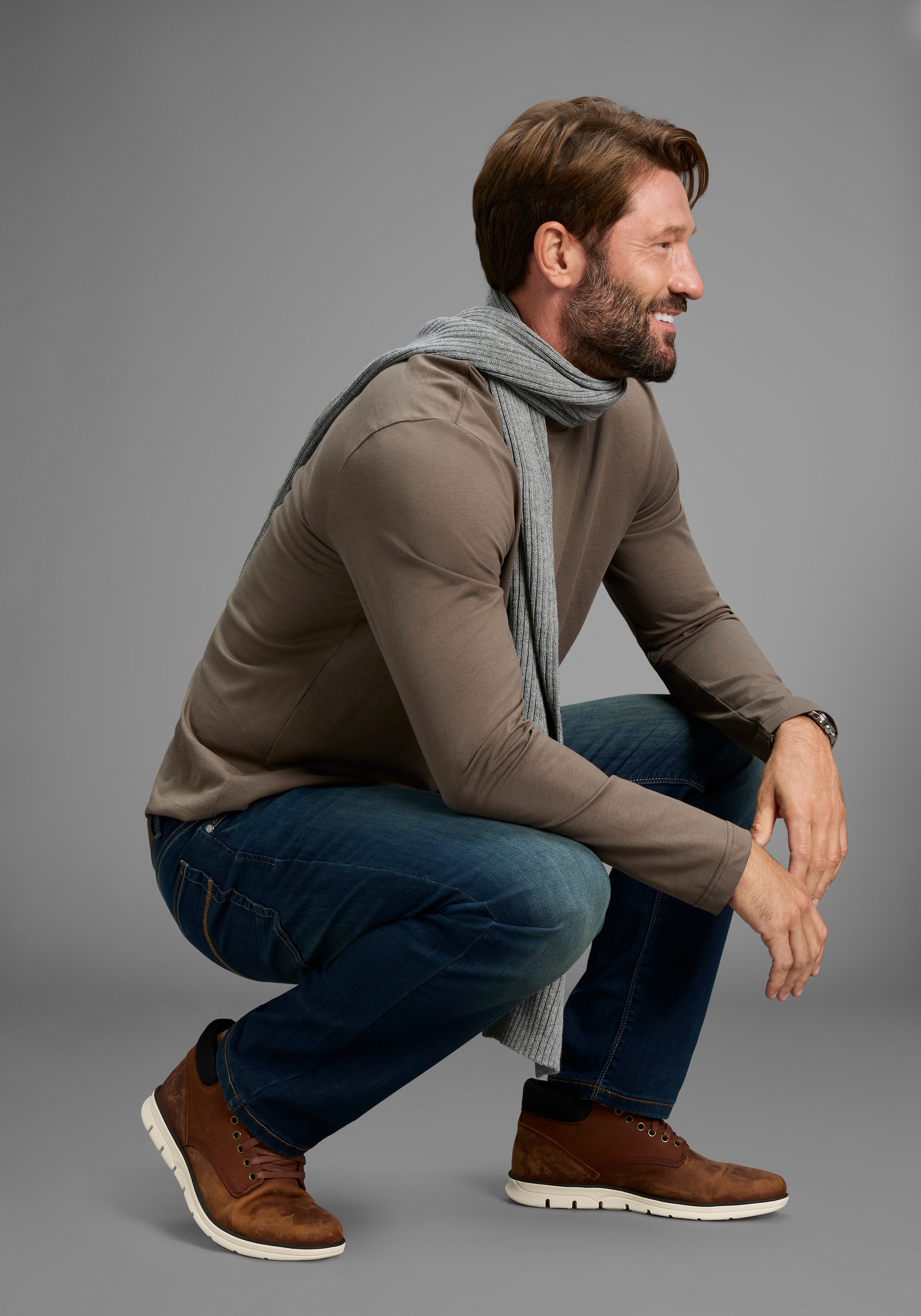 Arizona Jeans droit gerades Bein, mit Eingrifftaschen, Gesässtaschen und Coinpocket