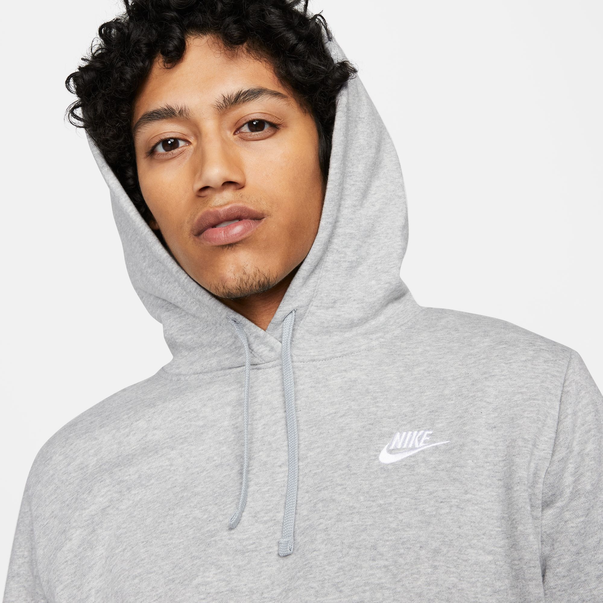 Finde Nike Kapuzensweatshirt auf FLEECE PULLOVER HOODIE« WOMEN\'S »CLUB Sportswear