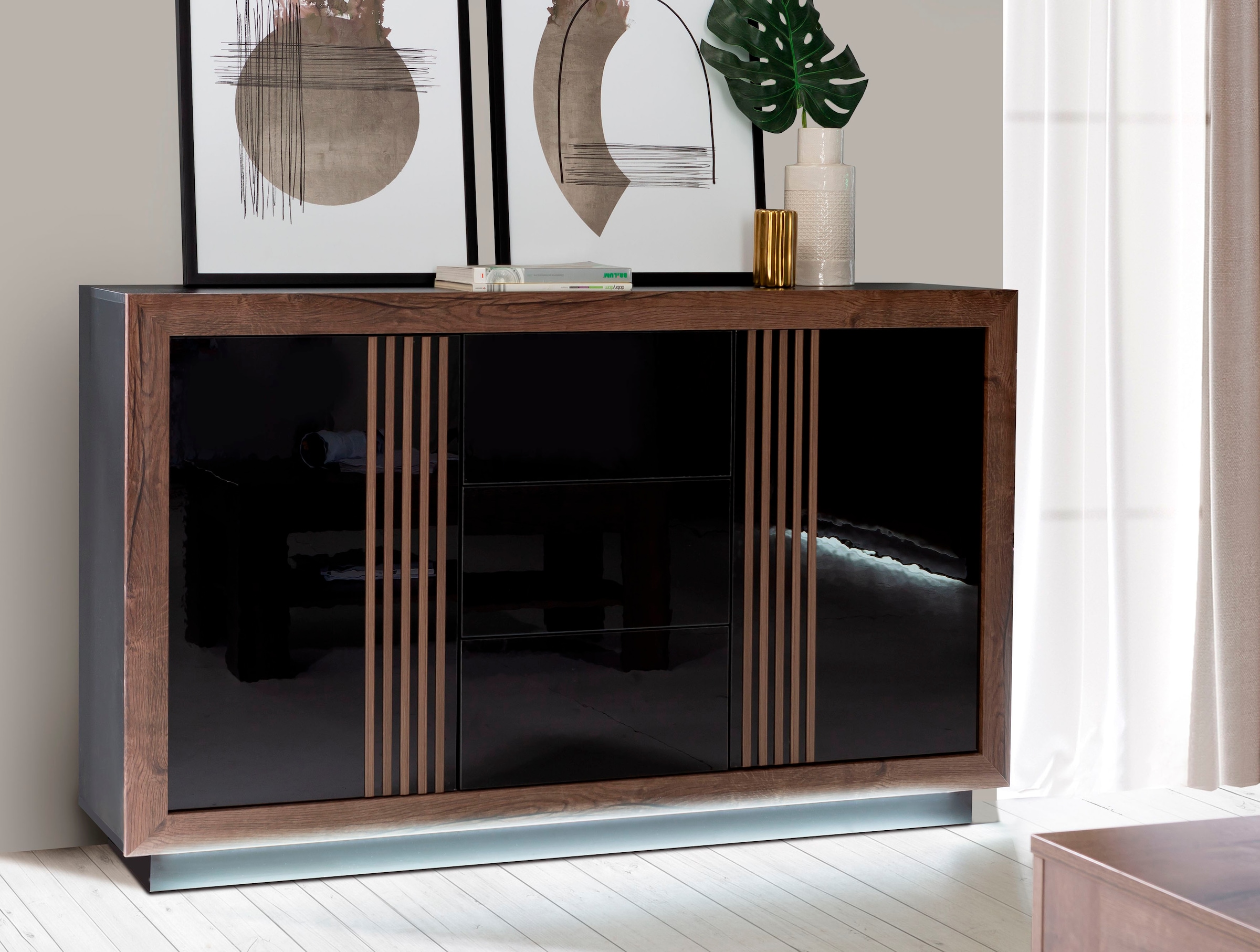 Image of FORTE Sideboard "Savona" Breite 162 cm, inkl. Sockelbeleuchtung