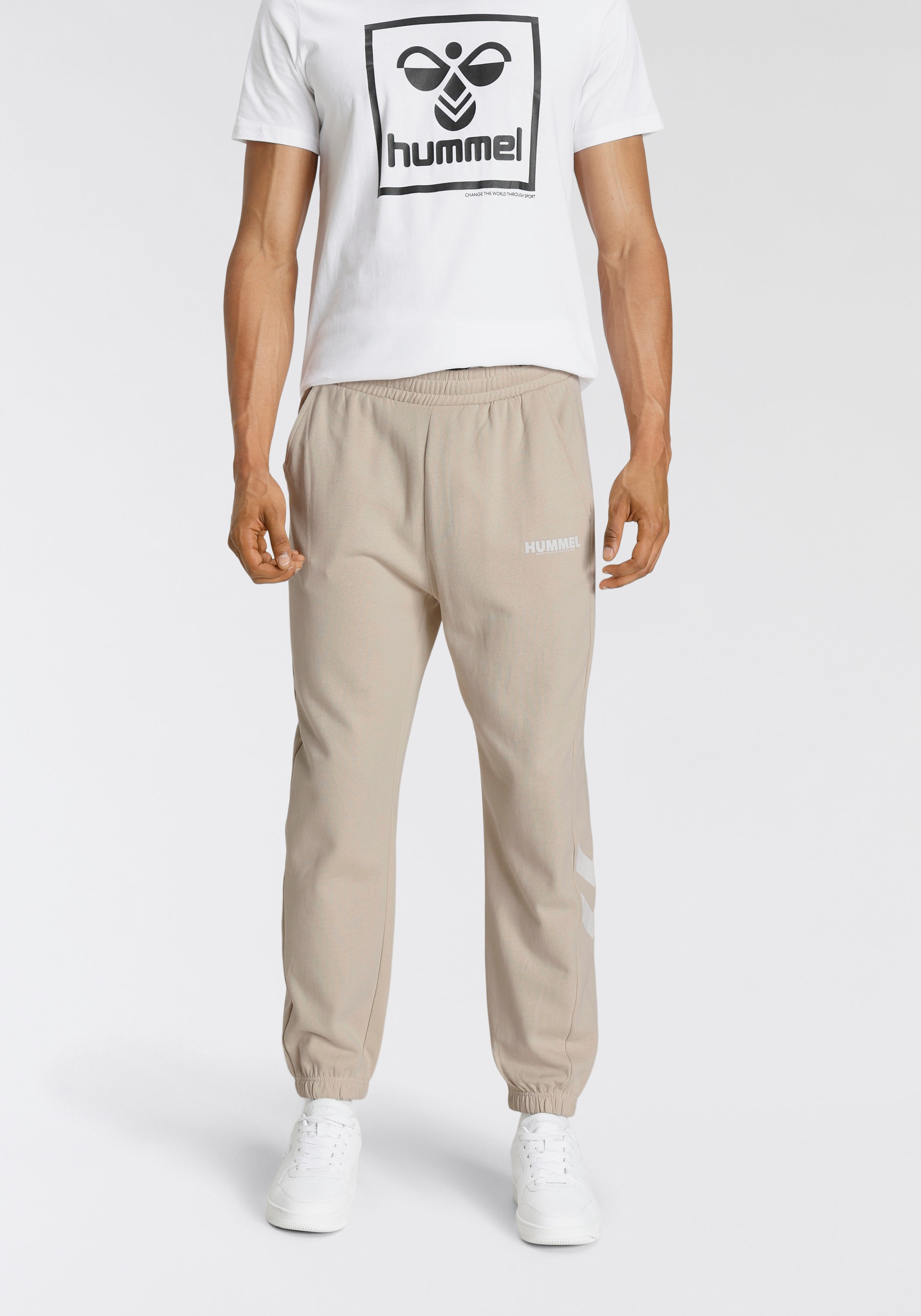 Image of hummel Jogginghose »HMLLEGACY REGULAR PANTS« bei Ackermann Versand Schweiz