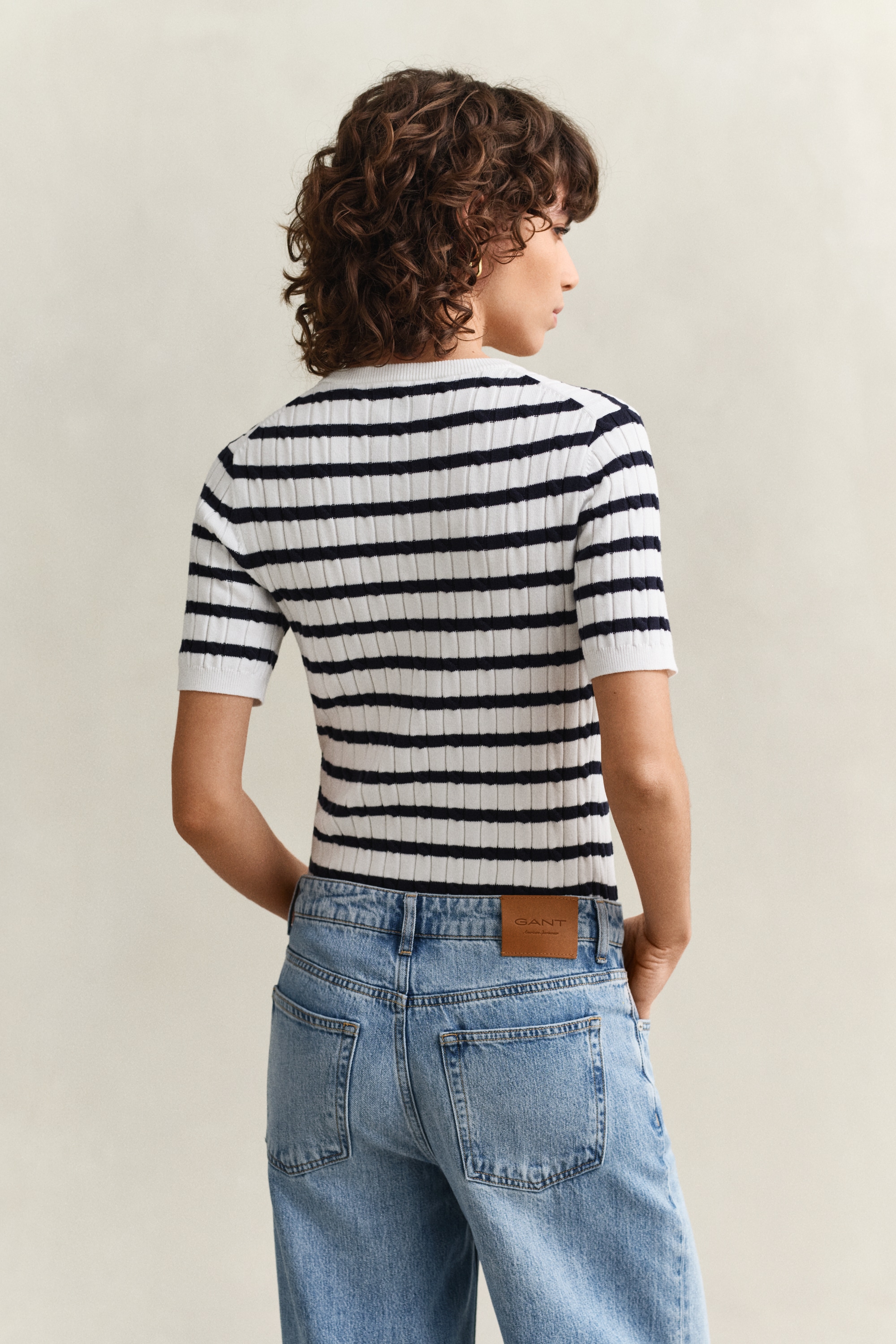 Gant Pull à manches courtes »STRETCH COTTON CABLE STRIPE SS« Gestreifter Zopfstrick, Rundhals, Schmale Passform