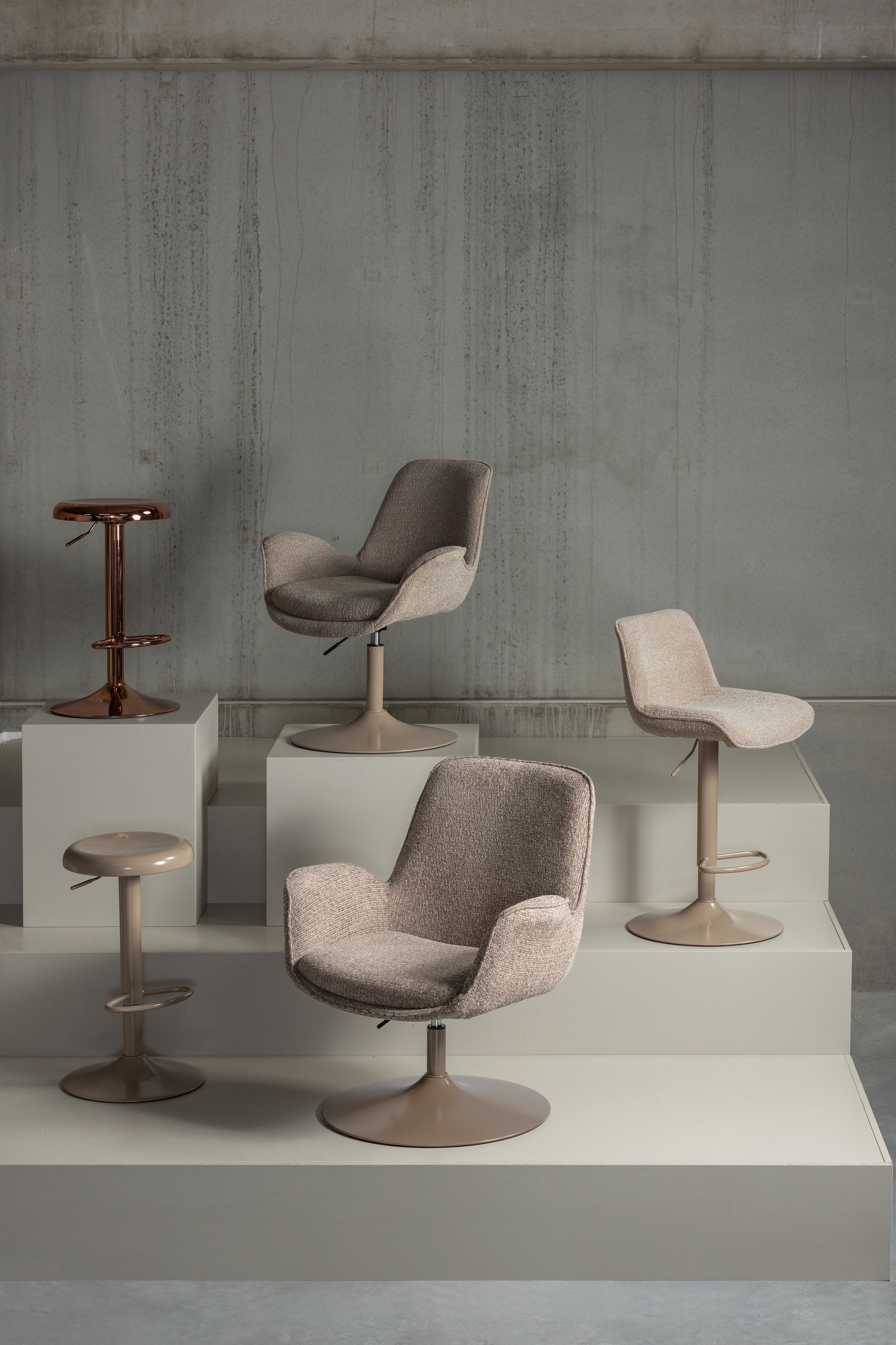 WOOOD Barhocker »Marten höhenverstellbar und drehbar mit Metallgestell 45 x 50 x 110 cm« Gewebter Bezug, Sehr hohe Verschleissfestigkeit, Tragkraft 120 kg