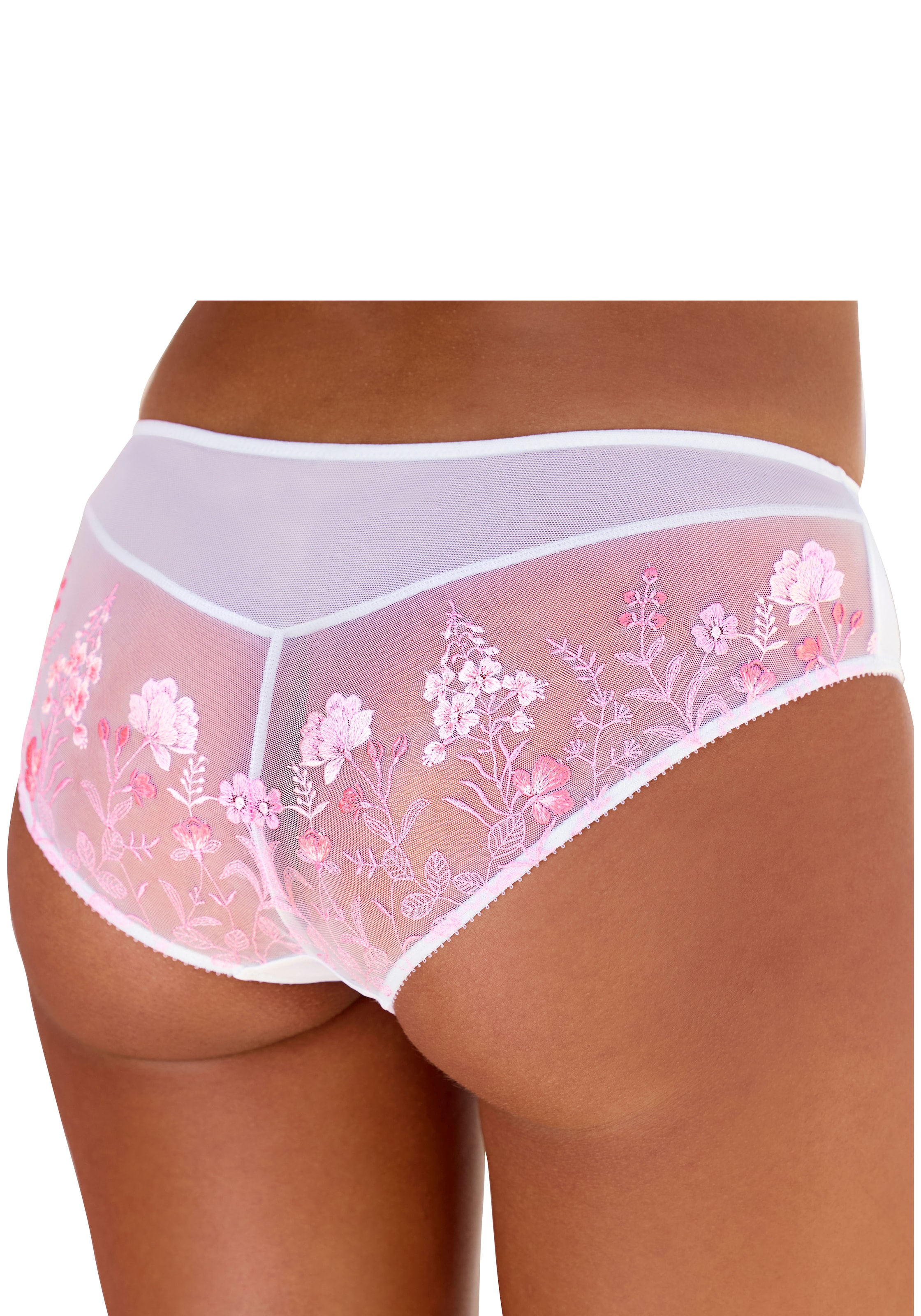 Image of LASCANA Tanga "Maria" mit blumiger Stickereispitze