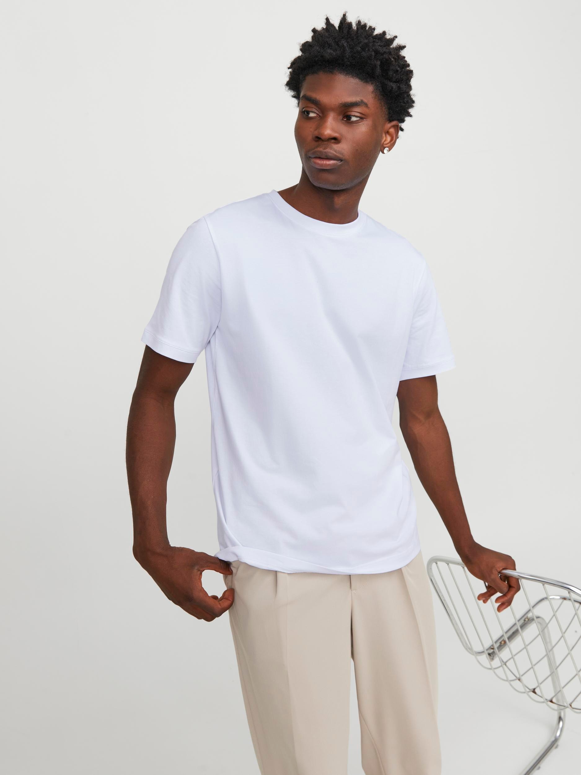 Jack & Jones Rundhalsshirt »JJEURBAN EDGE TEE SS O-NECK NOOS«, mit Rundhalsausschnitt